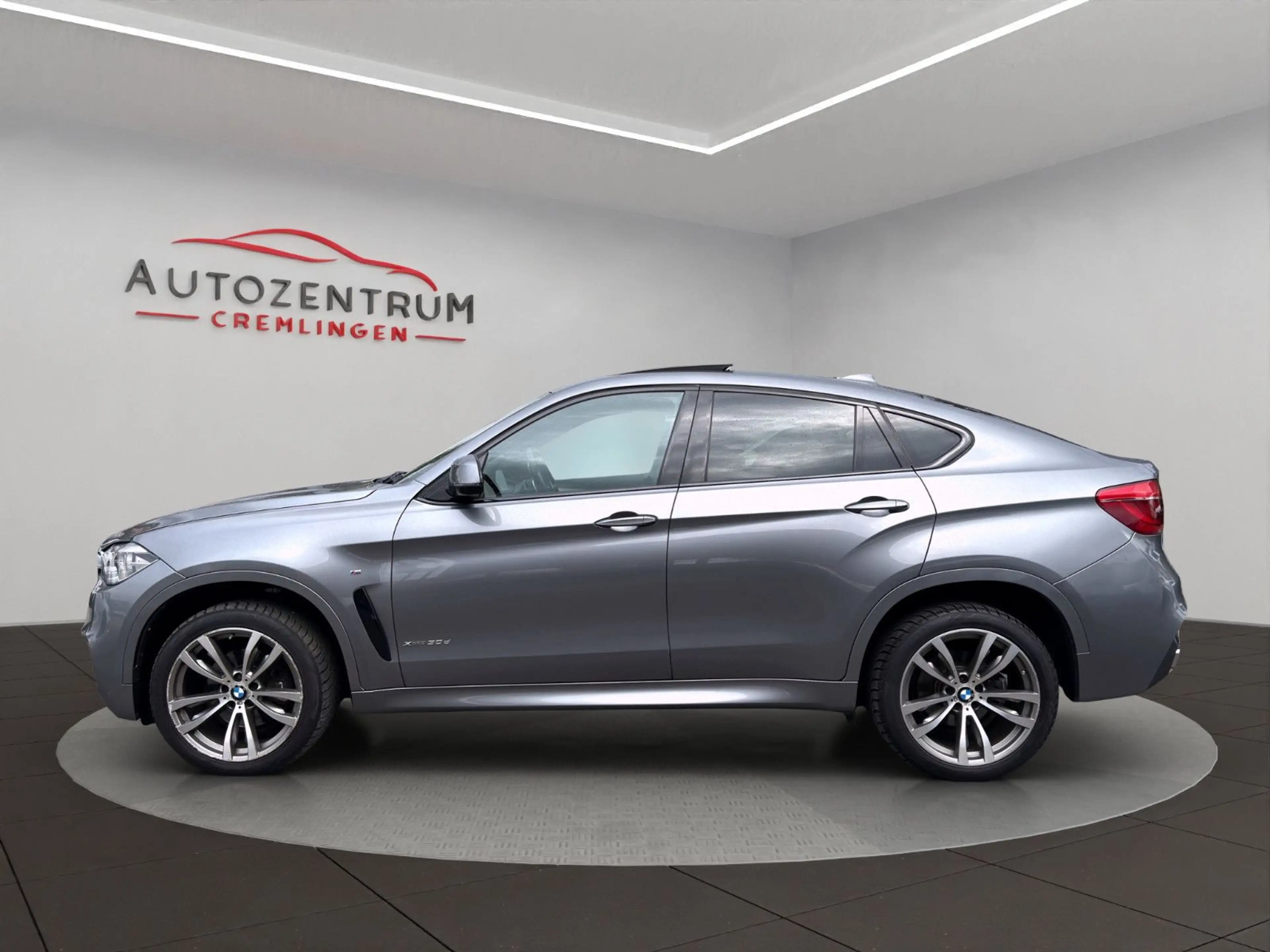 BMW X6 30d M Paket eGSD HUD 360° VIRT H/K SOFTCL 20" — photo 8