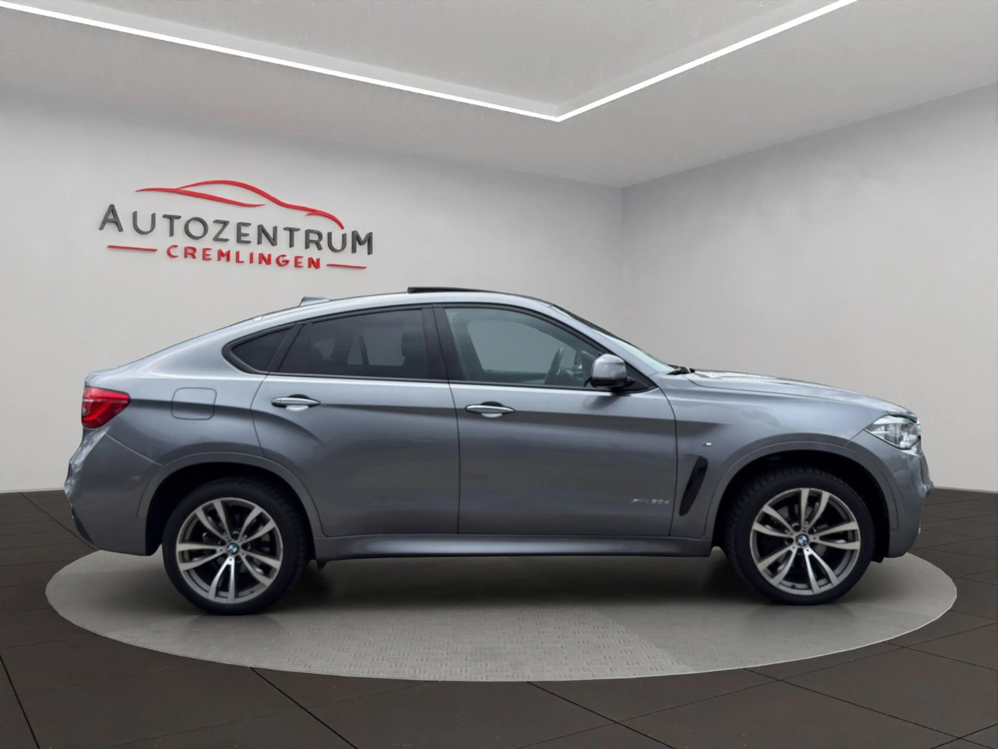 BMW X6 30d M Paket eGSD HUD 360° VIRT H/K SOFTCL 20" — photo 4