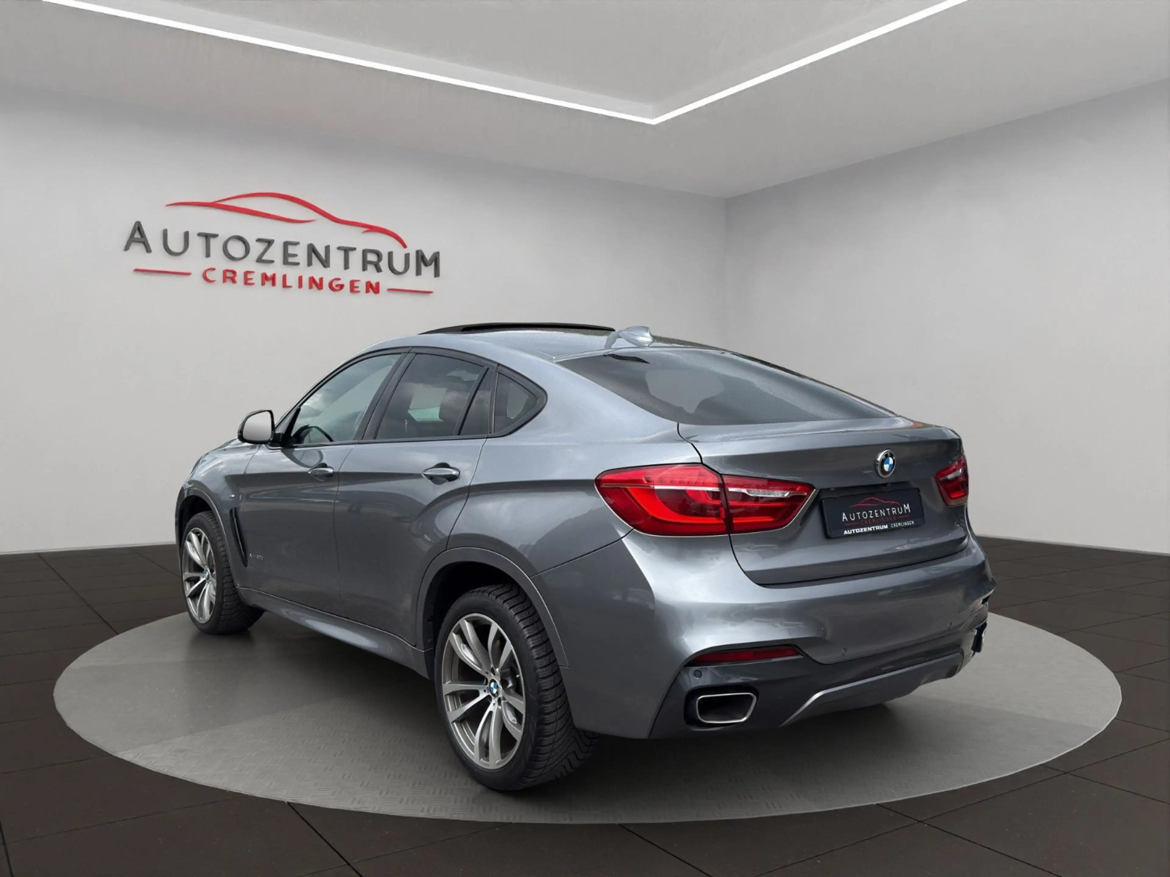 BMW X6 30d M Paket eGSD HUD 360° VIRT H/K SOFTCL 20" — photo 7
