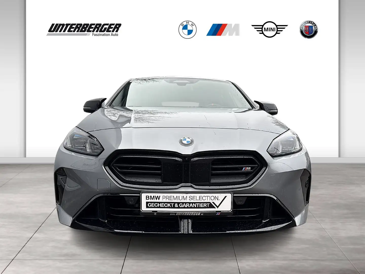 BMW 135 M135 xDrive M-Sport Pro HUD 19" M-Sportsitze SHZ Grau - 2