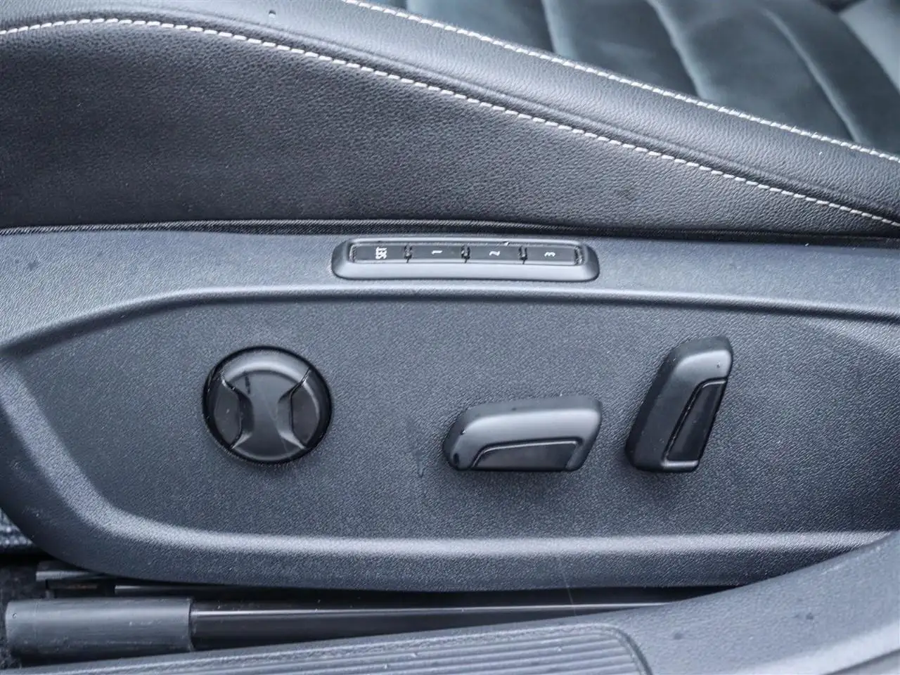 Volkswagen Jetta снимка Volkswagen Jetta