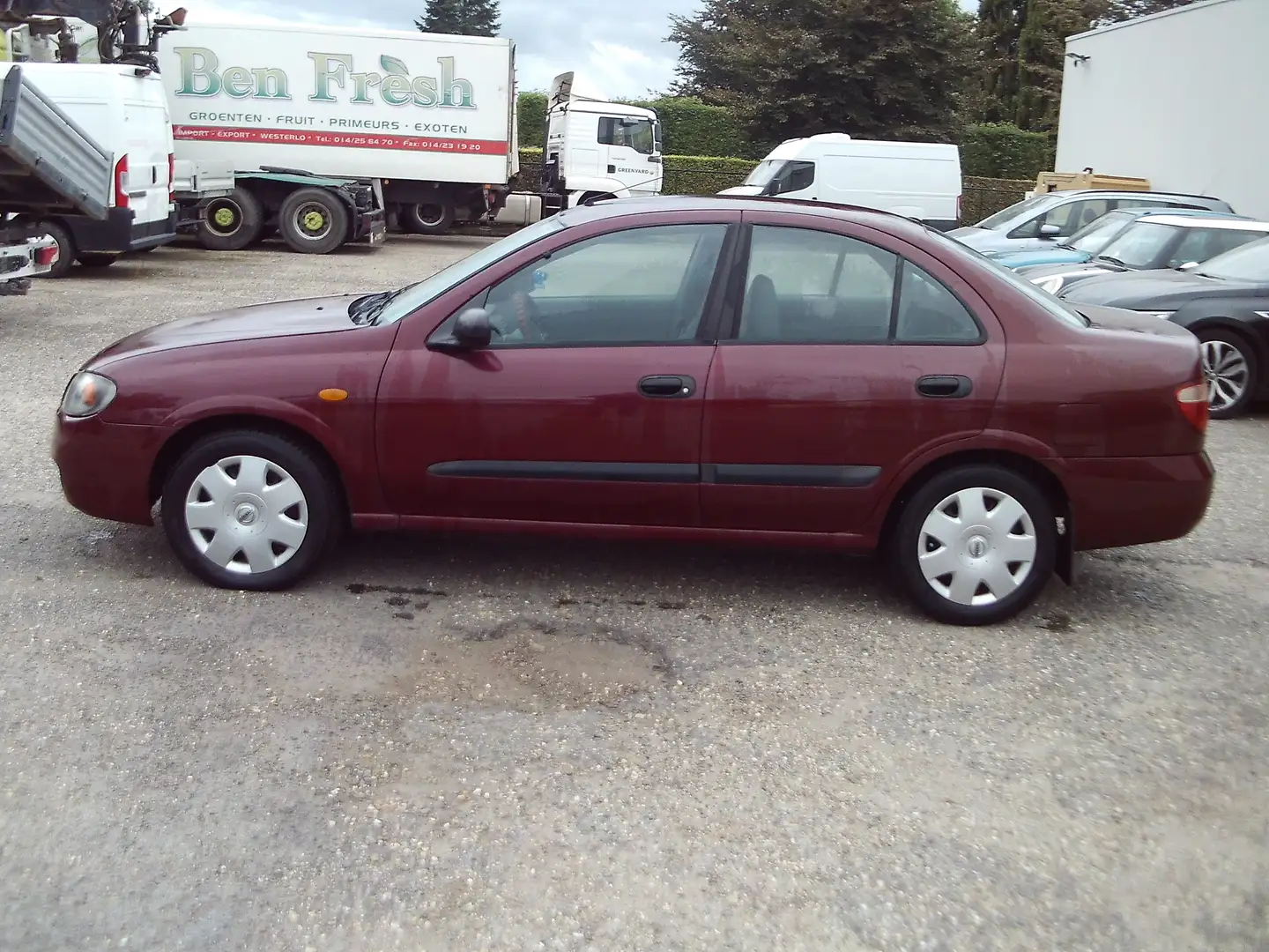 Nissan Almera Almera 1.5i 16v Acenta A/C Красный - 1