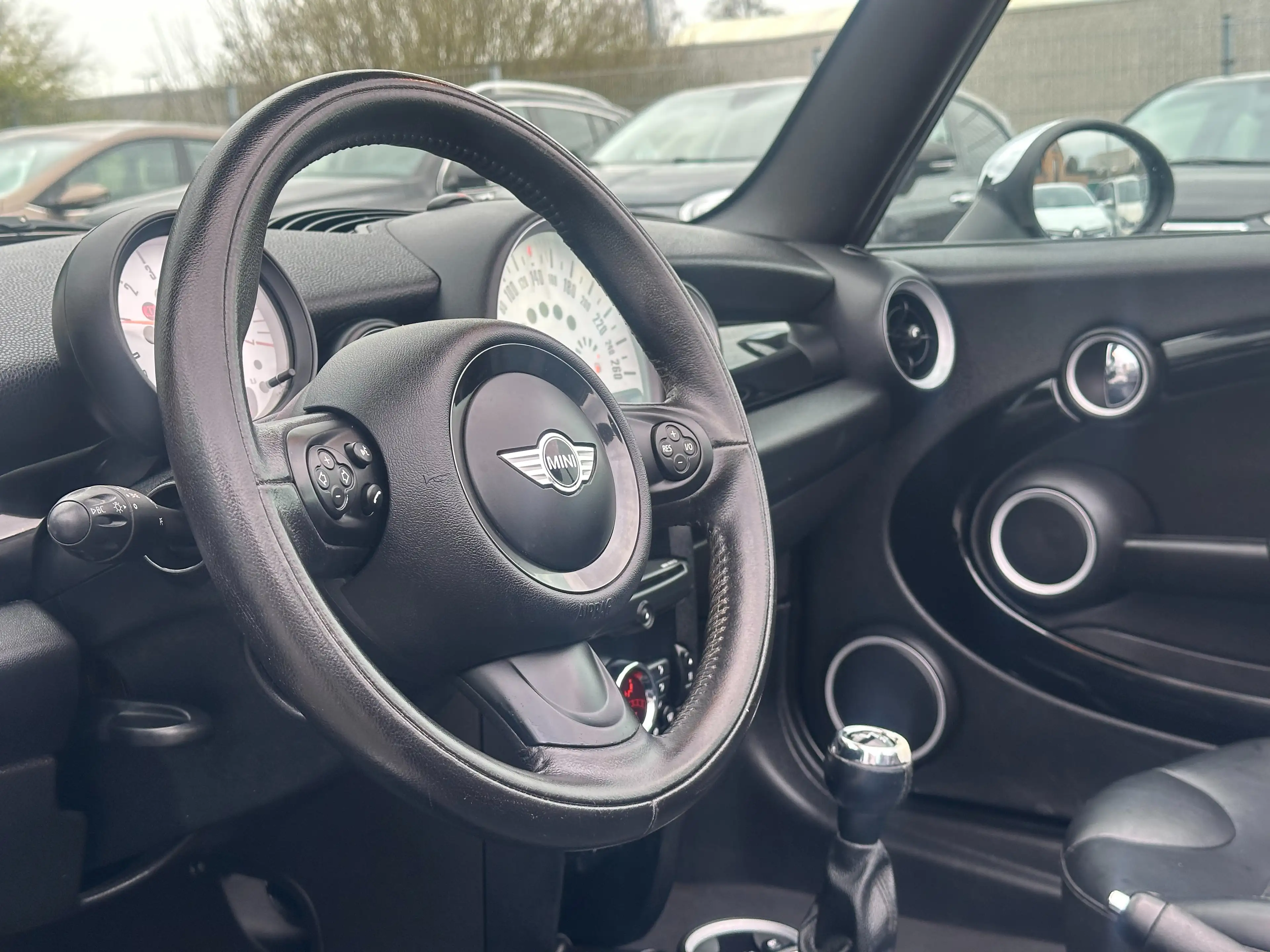 MINI Cooper D Cabrio Cabriolet 1.6 D / PROPRE / ROULE PARFAITEMENT — photo 8