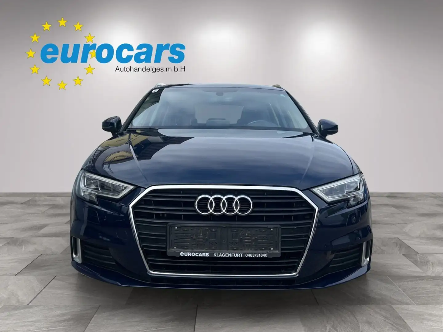 Audi A3 1.0 TFSI Sportback Blau - 2