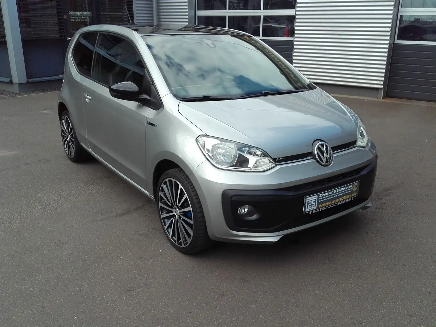 Volkswagen up! high up! BMT/Start-Stopp Stříbrná - 2
