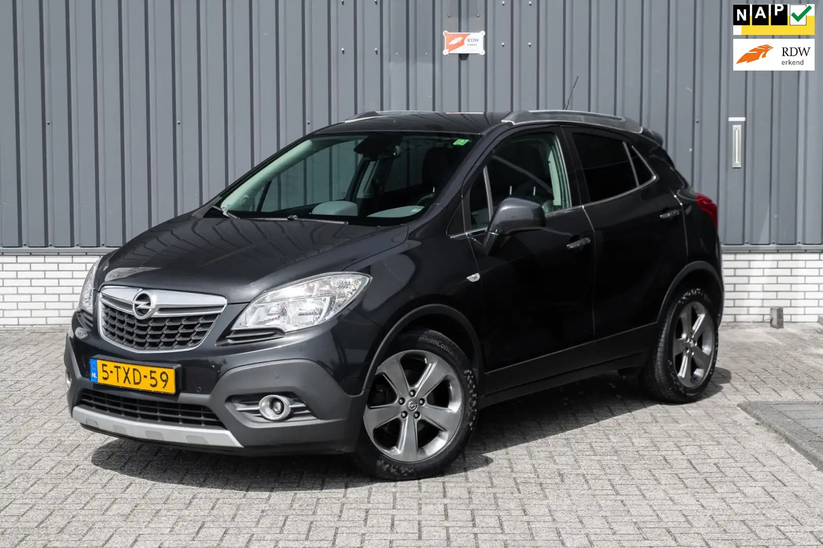 Opel Mokka 1.4 T Cosmo*Trekhaak*Navigatie* Zwart - 1
