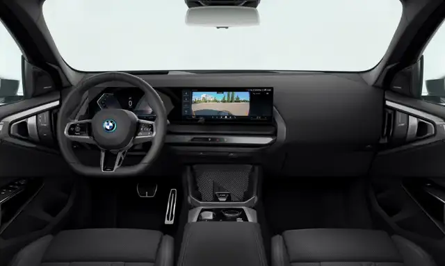 BMW X3 view 4