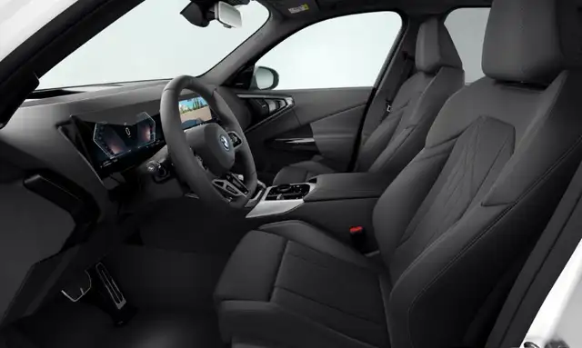 BMW X3 view 5