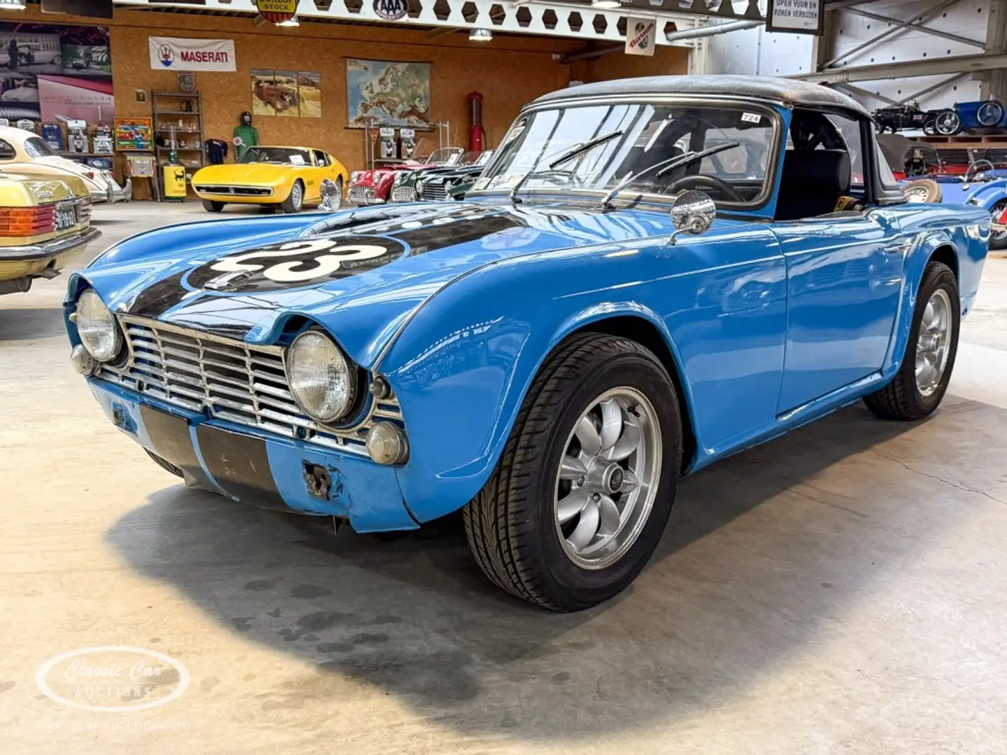 Triumph TR4 - ONLINE AUCTION Azul - 1