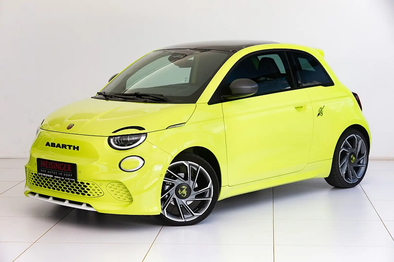 Abarth 500e Scorpionissima Grün - 1