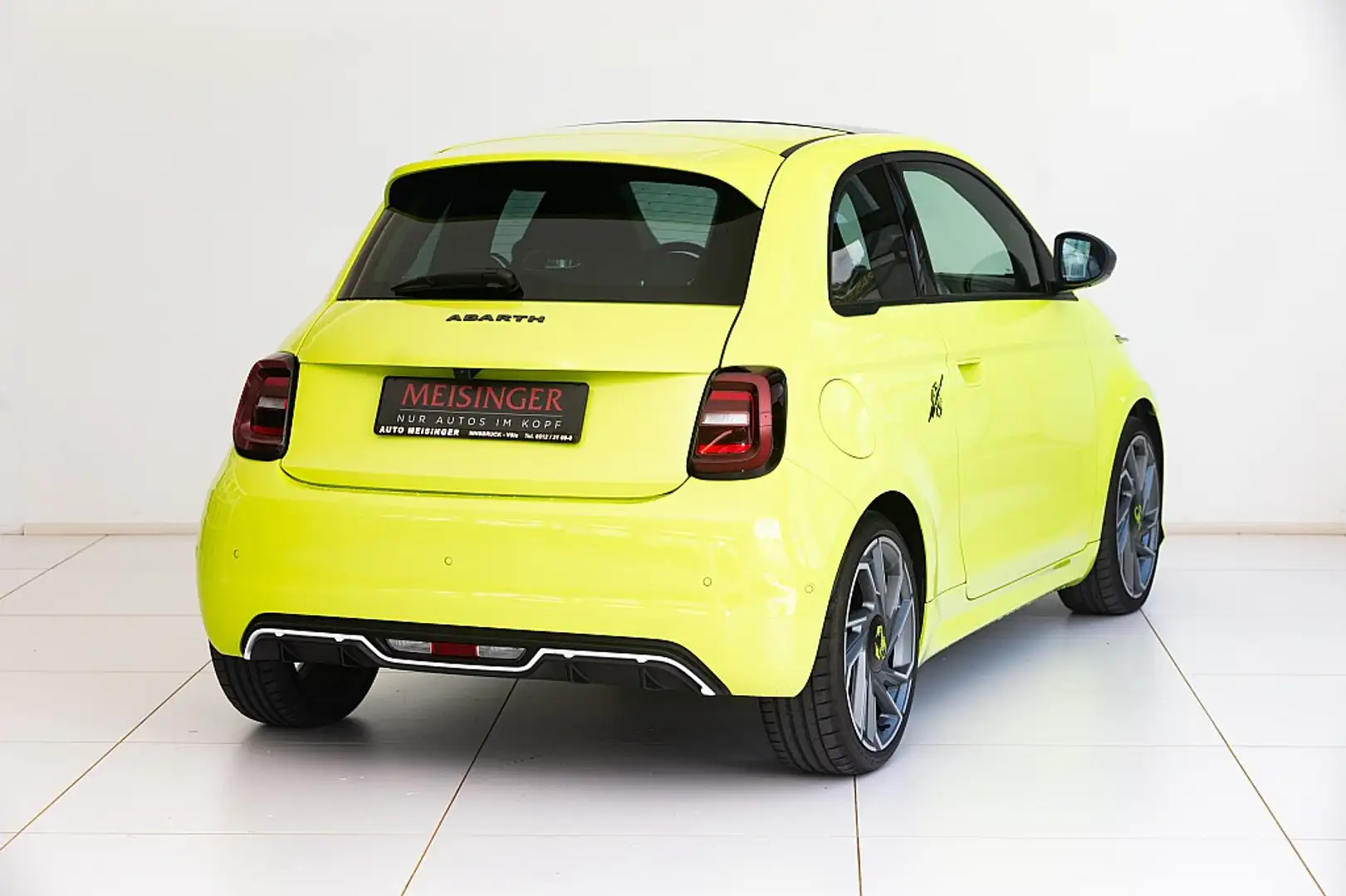 Abarth 500e Scorpionissima Grün - 2