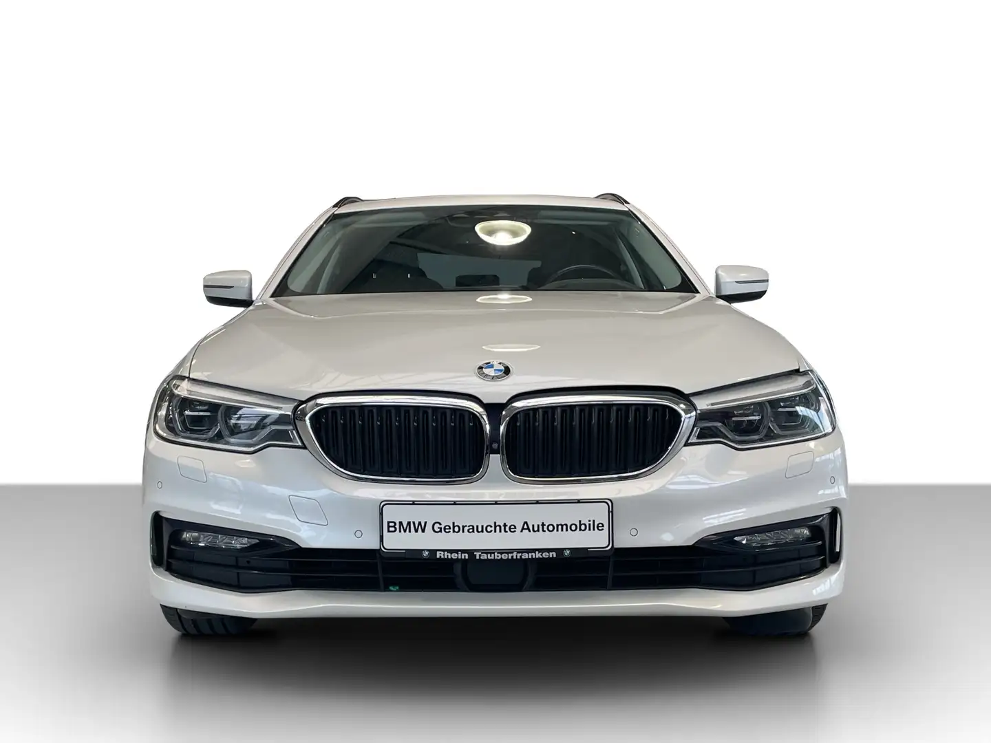 BMW 540 d xDrive Tour. HUD*Pano*AHK*Standheiz.*Harman Weiß - 2
