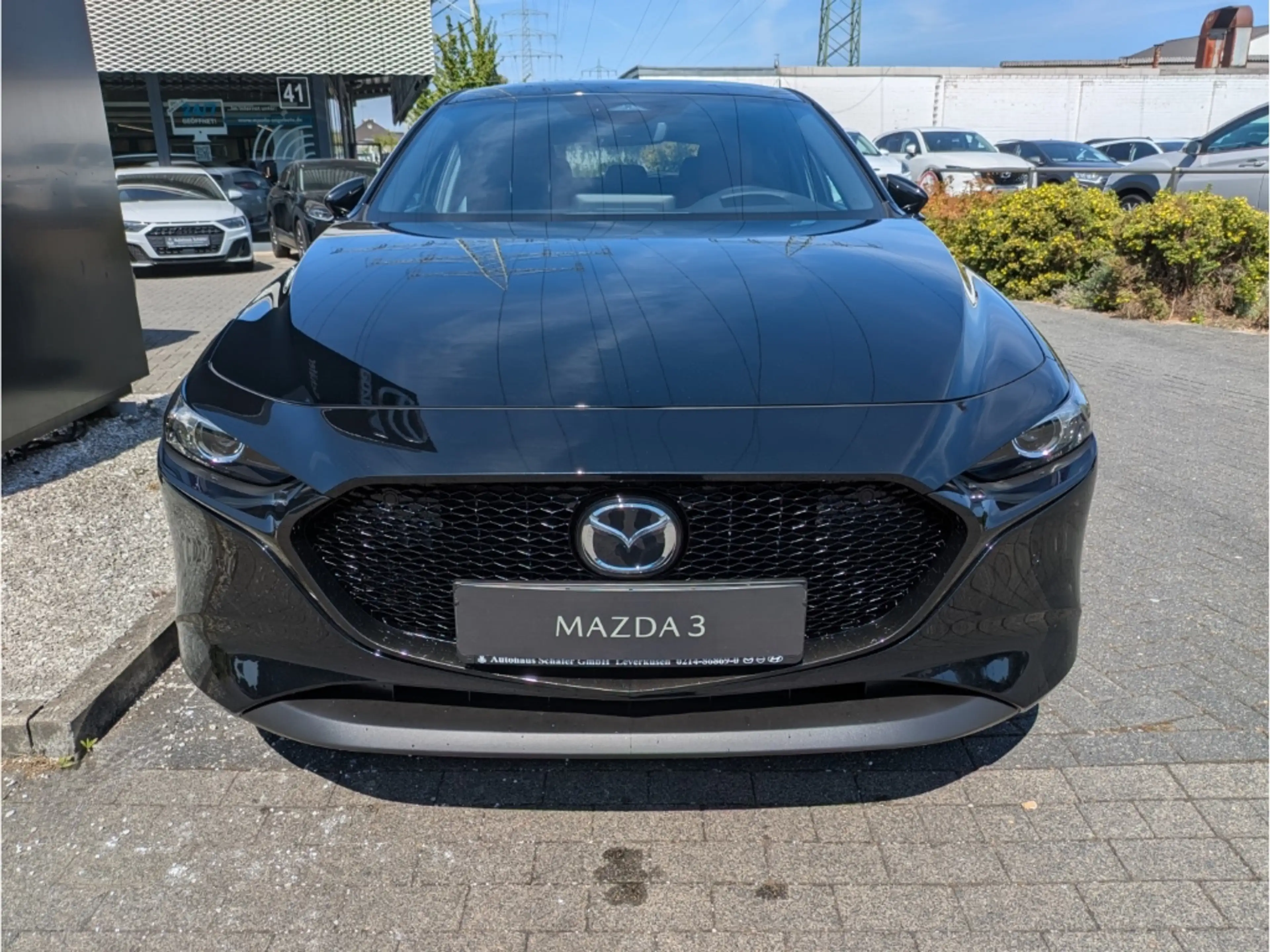 Mazda 3 NAGISA e-Skyactiv-G 140PS 6AT HUD Navi Memory Sitz — photo 2