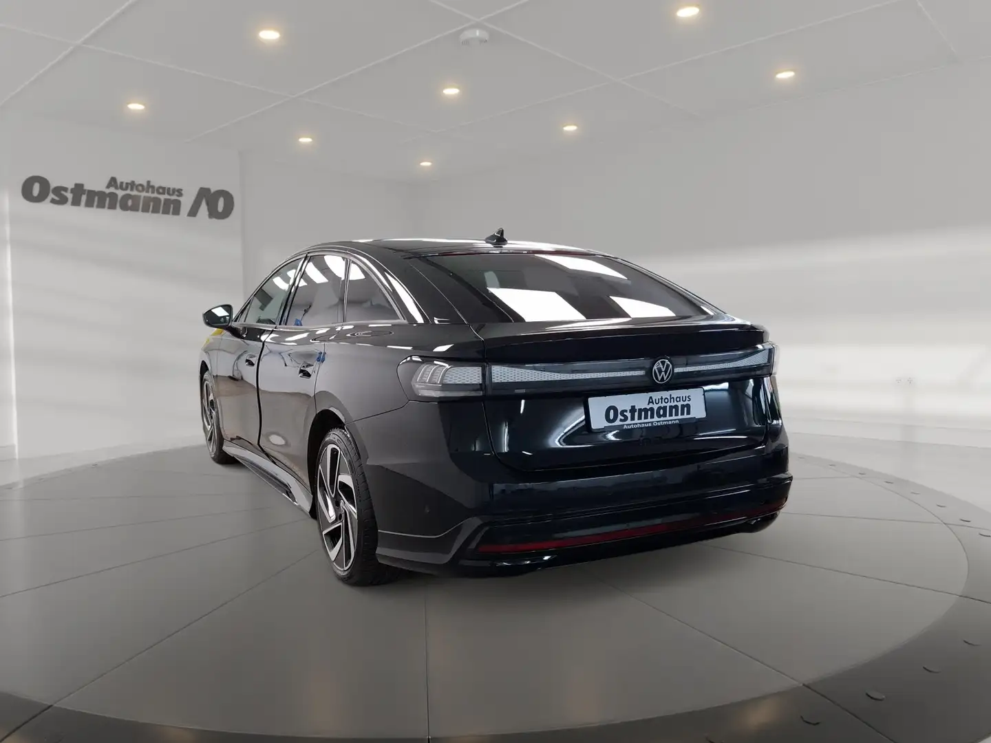 Volkswagen ID.7 Pro Black Style AHK Pano Matrix 360 HUD EA8 Schwarz - 2