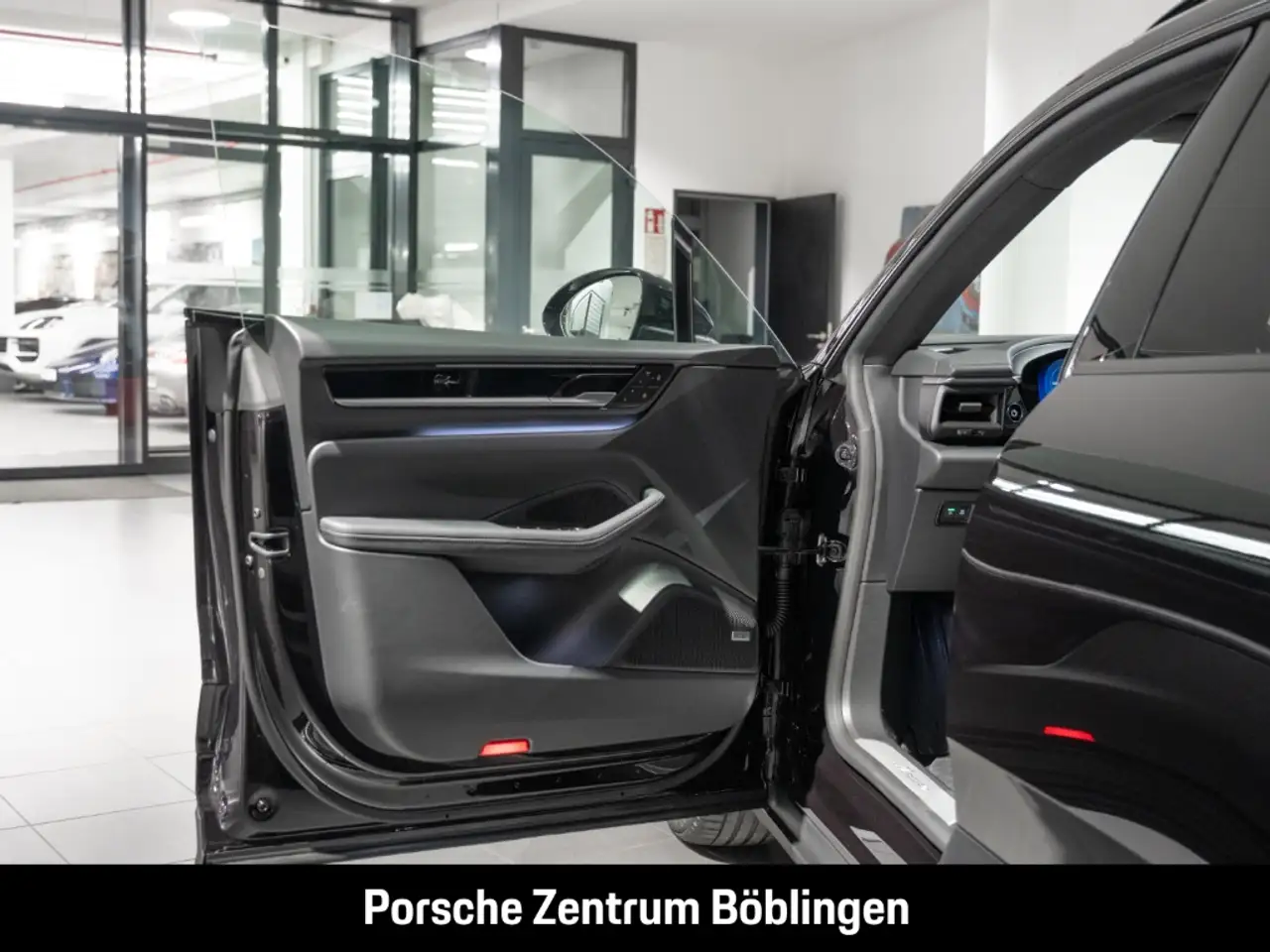 Porsche Macan Surround-View Luftfederung BOSE 20-Zoll 15