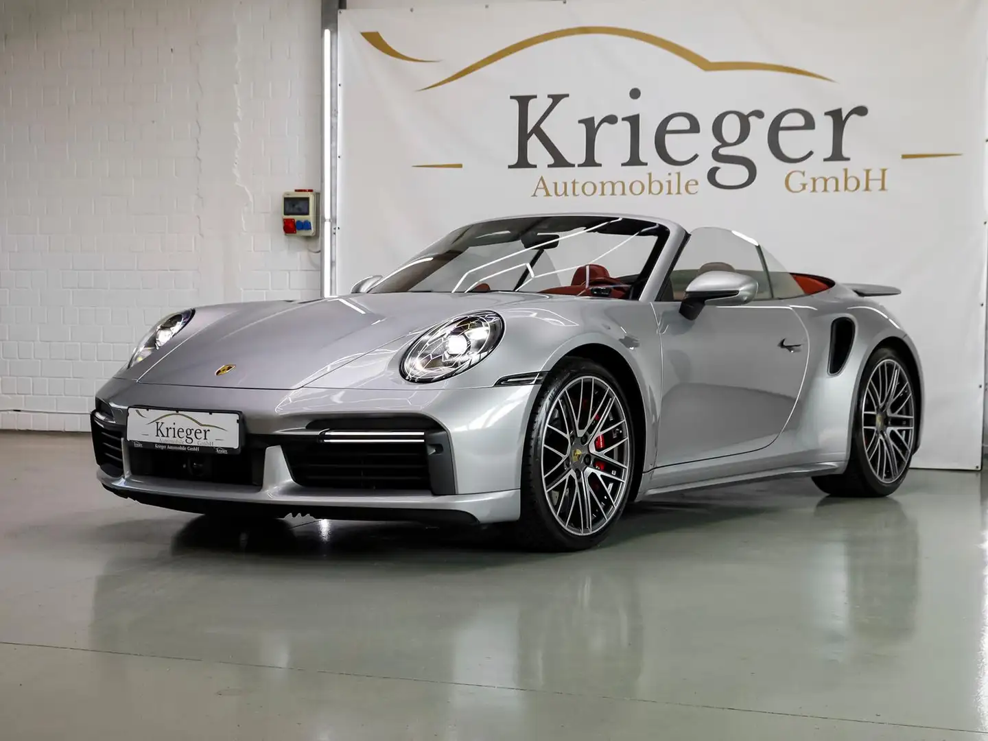 Porsche 992 Turbo Cabriolet*PDLS+*18-SITZ*360°*BURMESTER Silber - 1