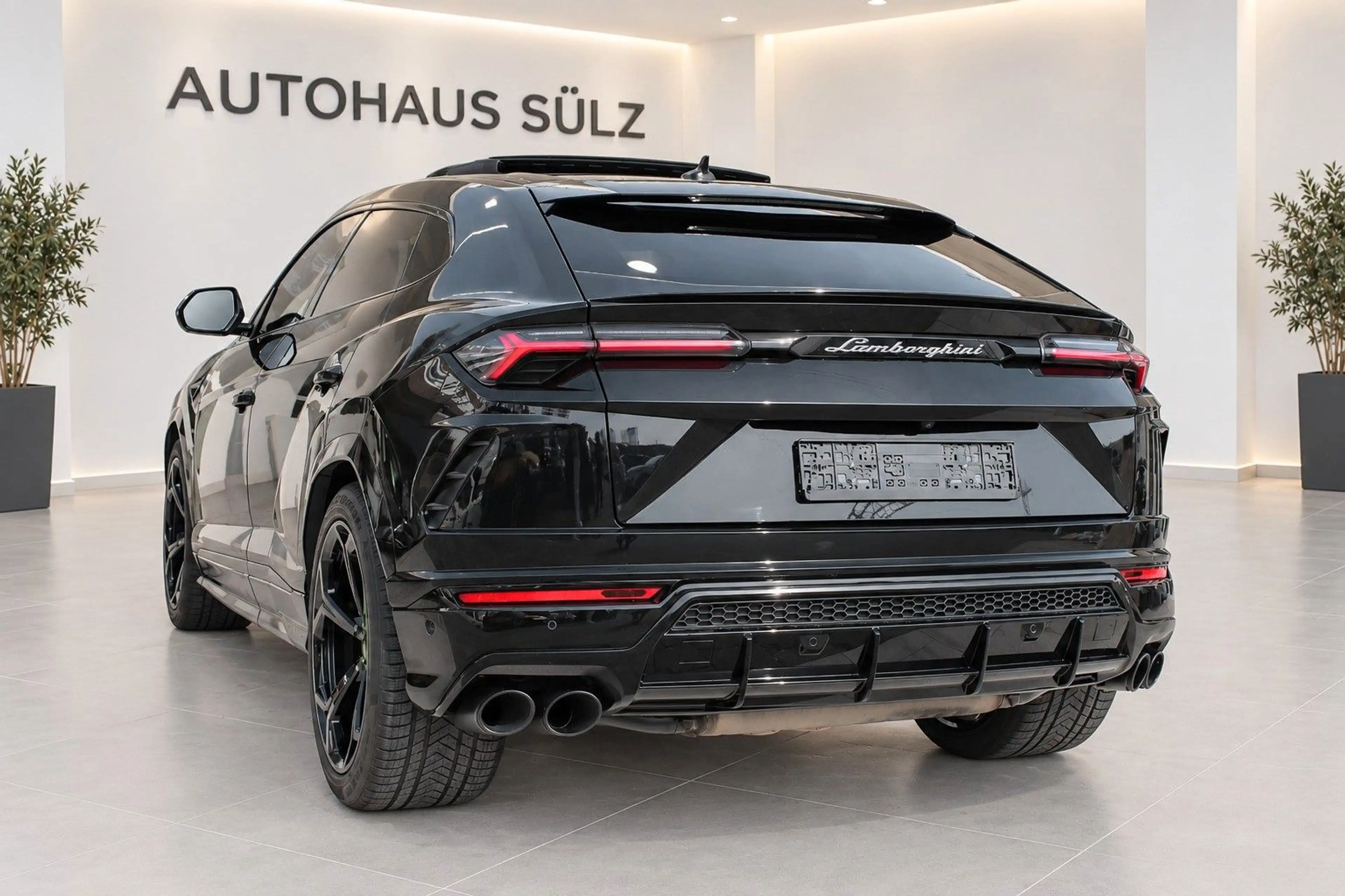 Lamborghini Urus 4.0 V8/B&O/Pano./ADAS/Massage/HUD/ACC — photo 6