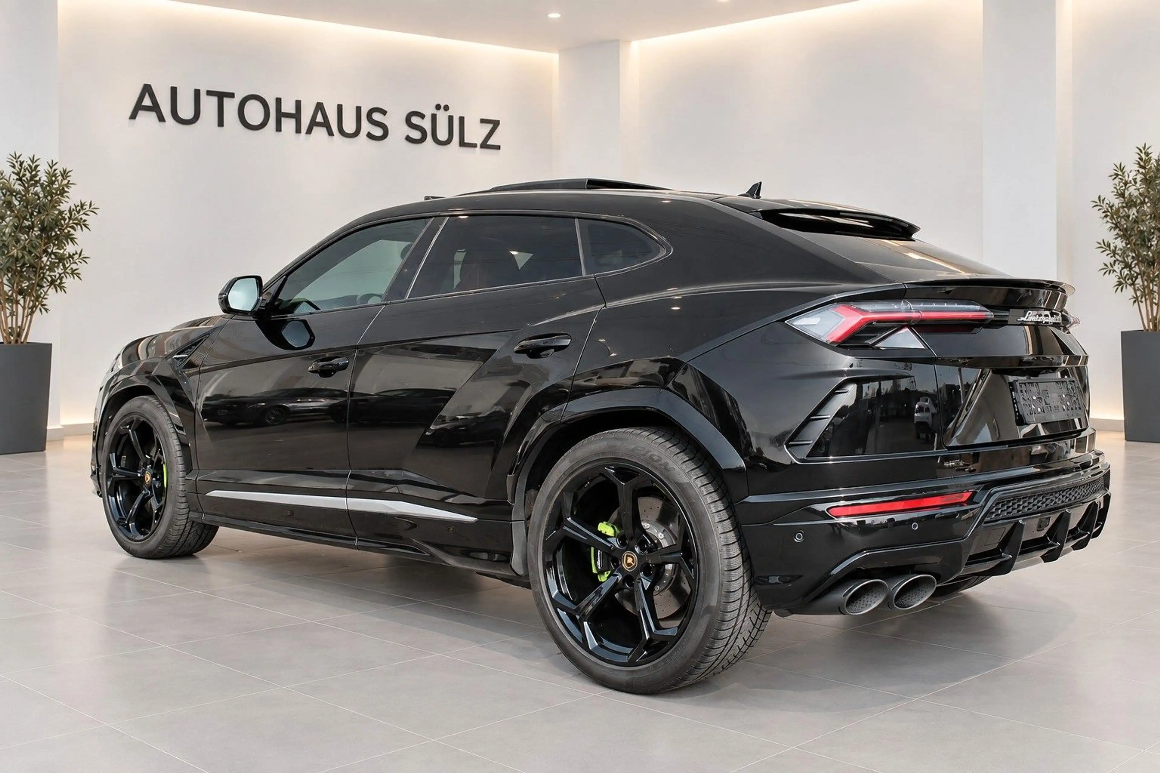 Lamborghini Urus 4.0 V8/B&O/Pano./ADAS/Massage/HUD/ACC — photo 10