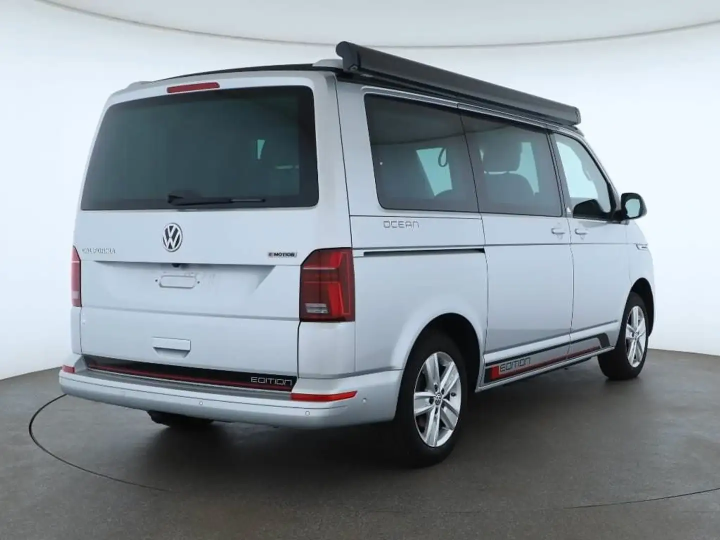 Volkswagen T6 California T6.1 California Ocean Edition 4Motion AHK RFK Plateado - 2