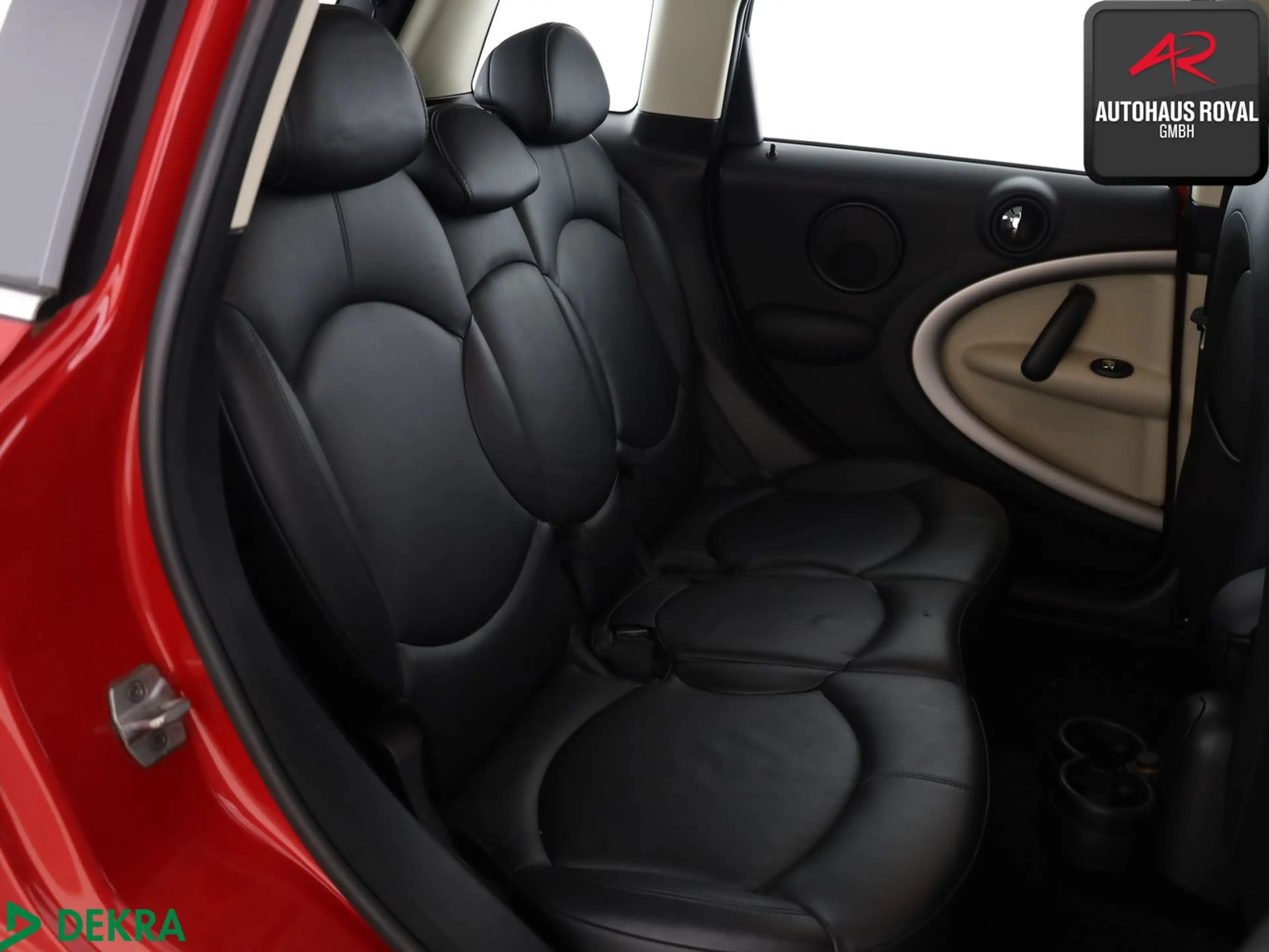 MINI Cooper D Countryman Cooper D ALL4 PEPPER,PANO — photo 12