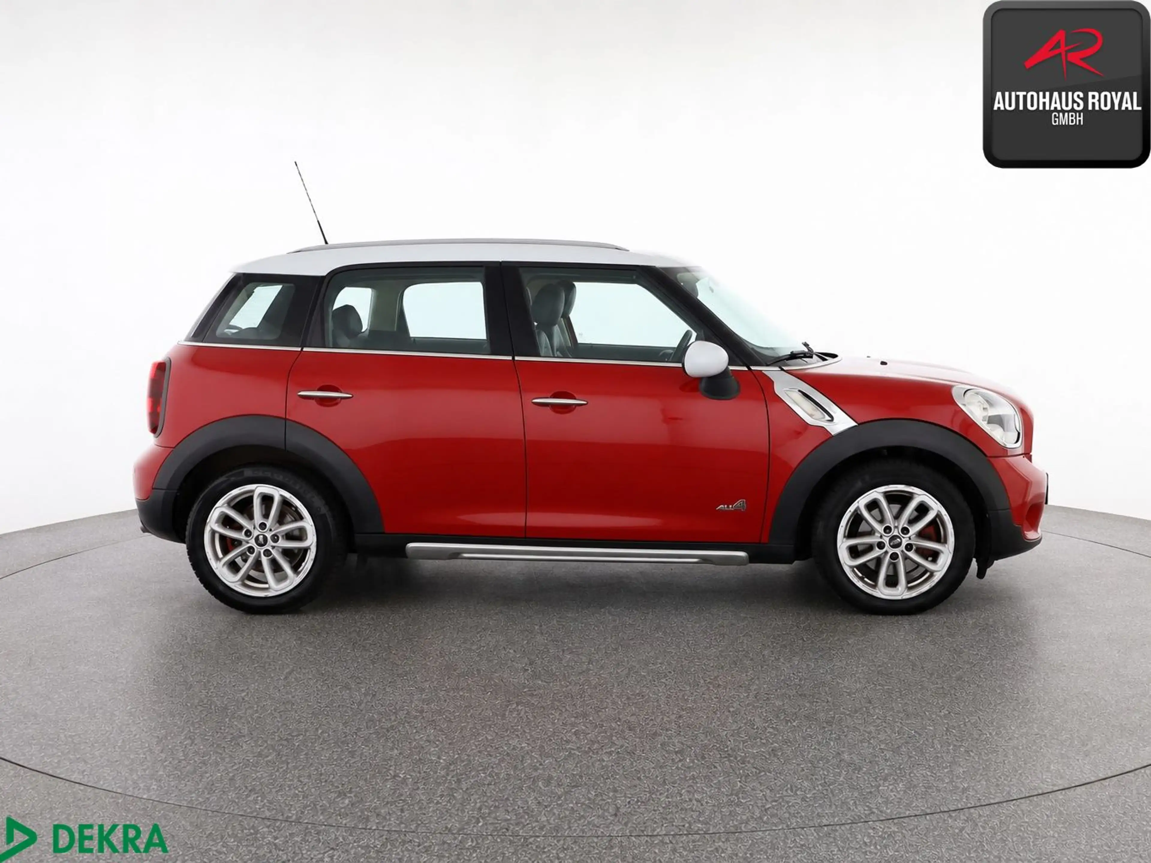 MINI Cooper D Countryman Cooper D ALL4 PEPPER,PANO — photo 6