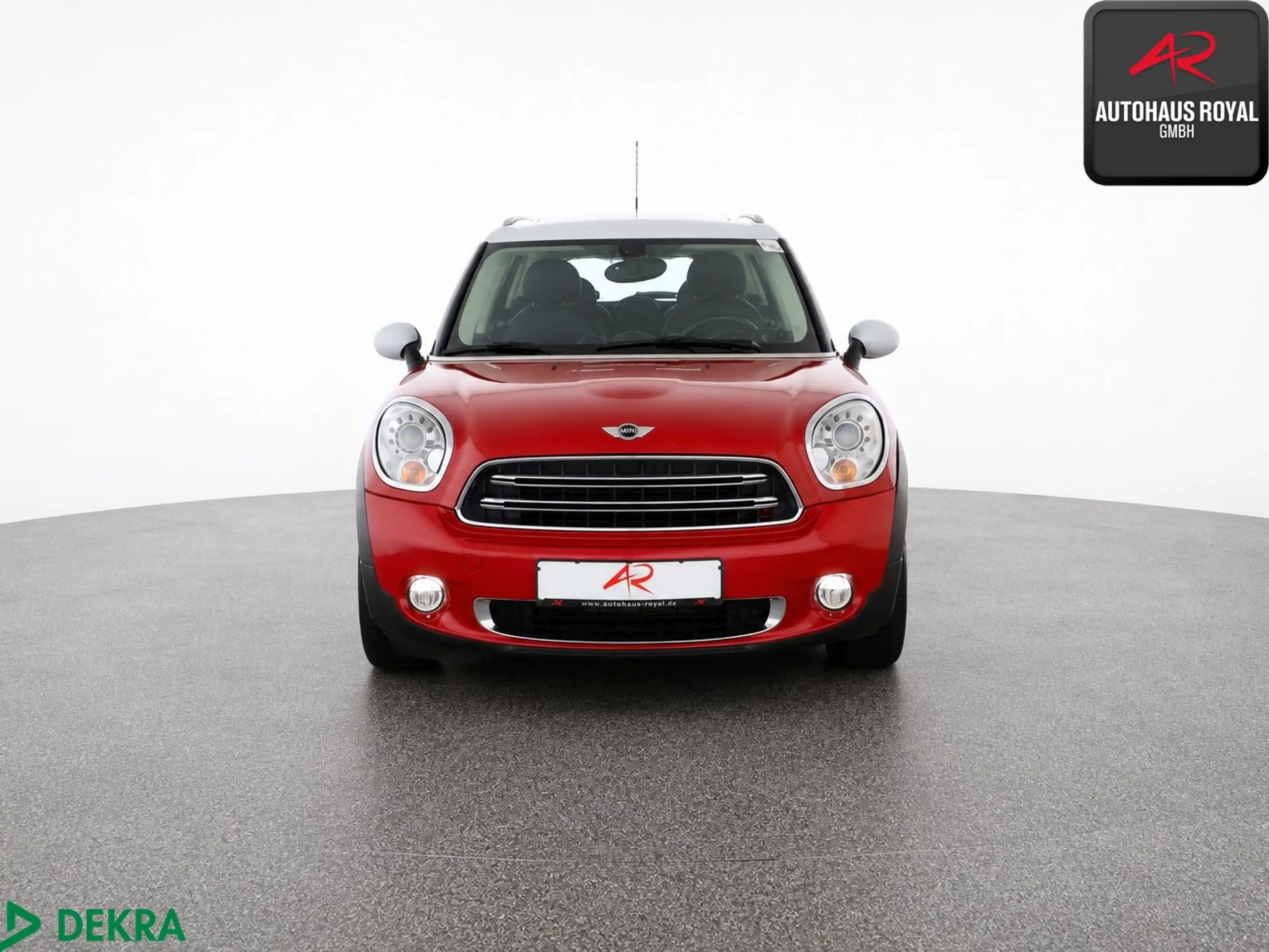 MINI Cooper D Countryman Cooper D ALL4 PEPPER,PANO — photo 8