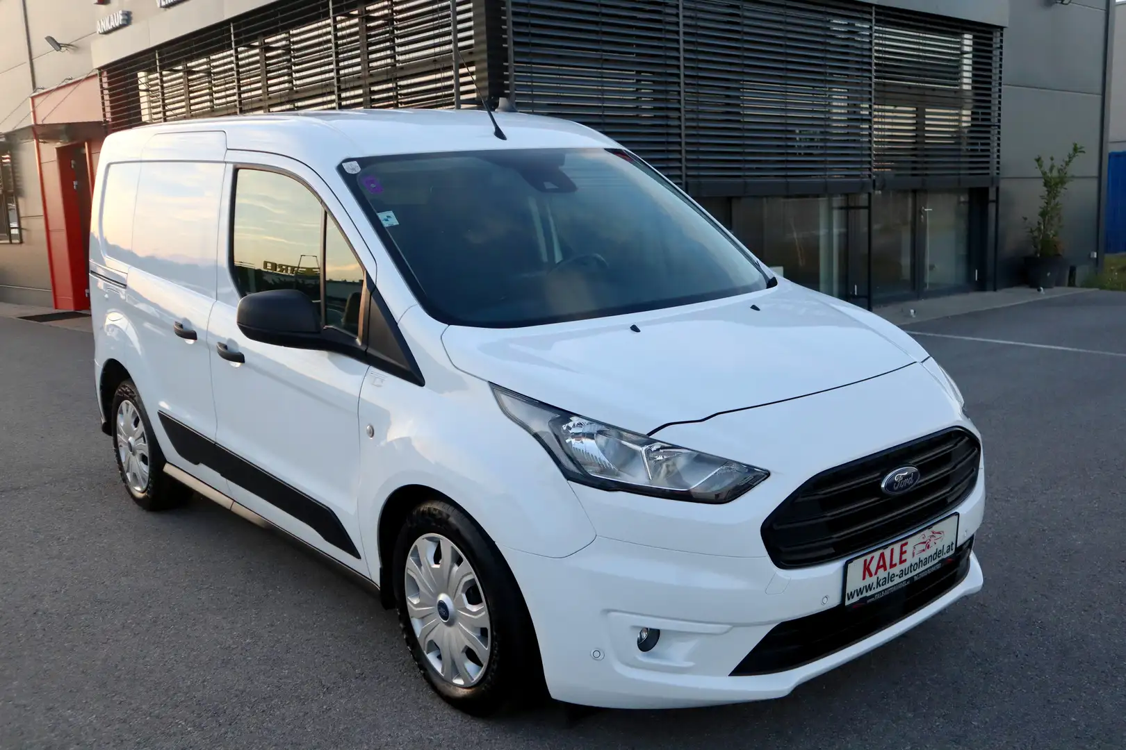 Ford Transit Connect Kasten Trend 1,5 Ecoblue Aut.*Navigation*R-Kamera* Weiß - 2