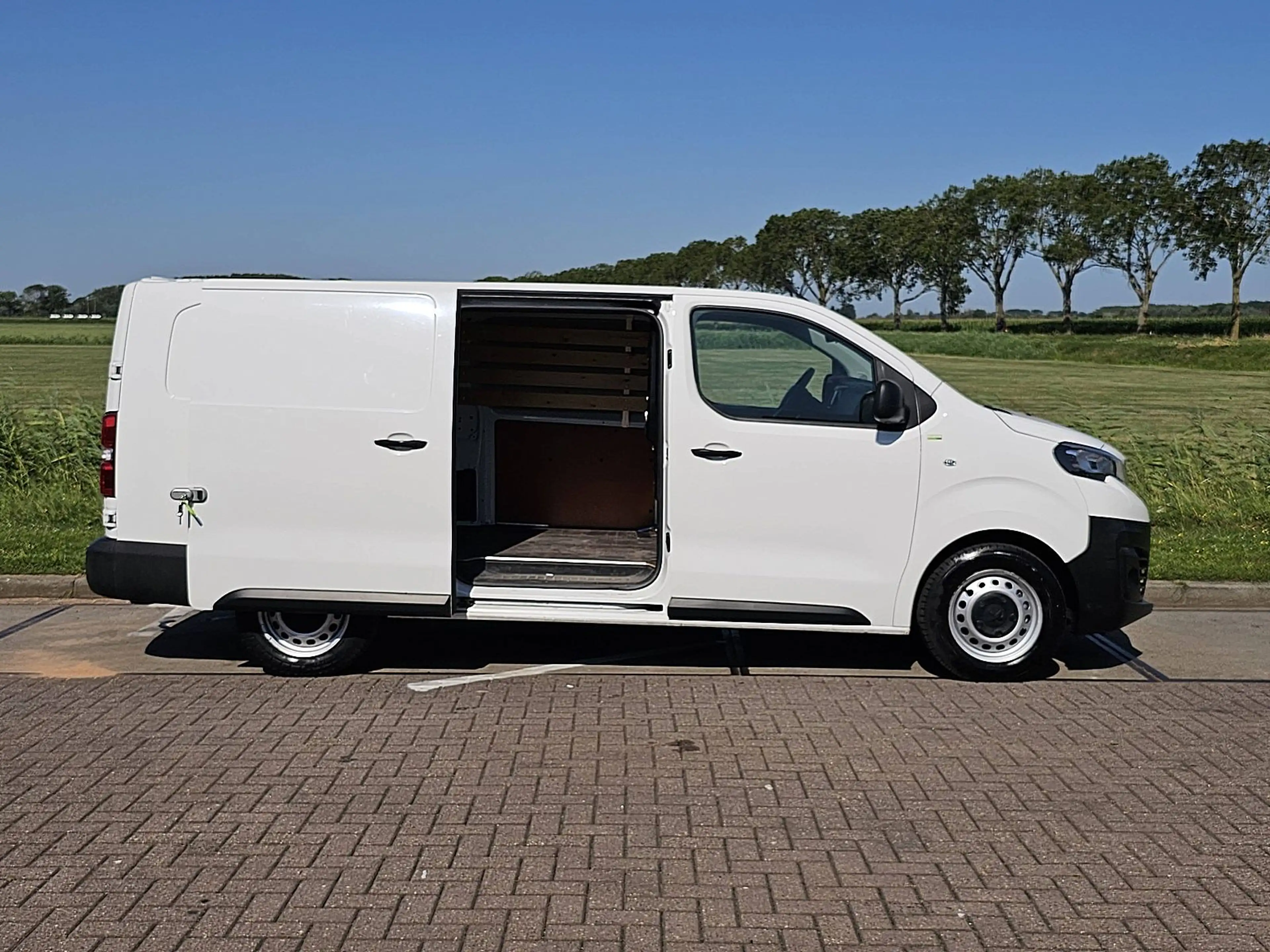 Peugeot Expert 2.0 L3 XL 145Pk NAP Navi — photo 11