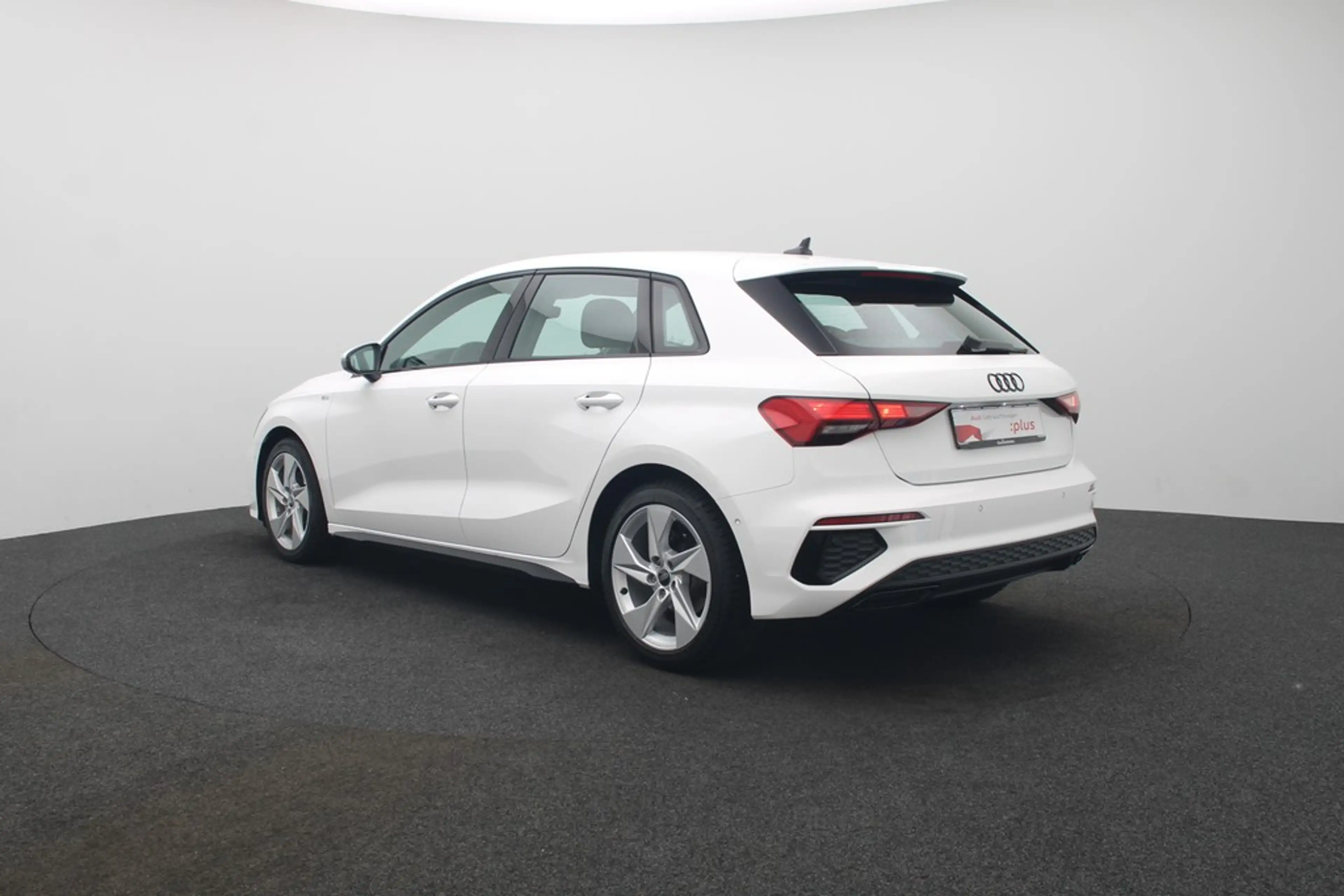 Audi A3 Sportback 30 TFSI S Line Navi — photo 3
