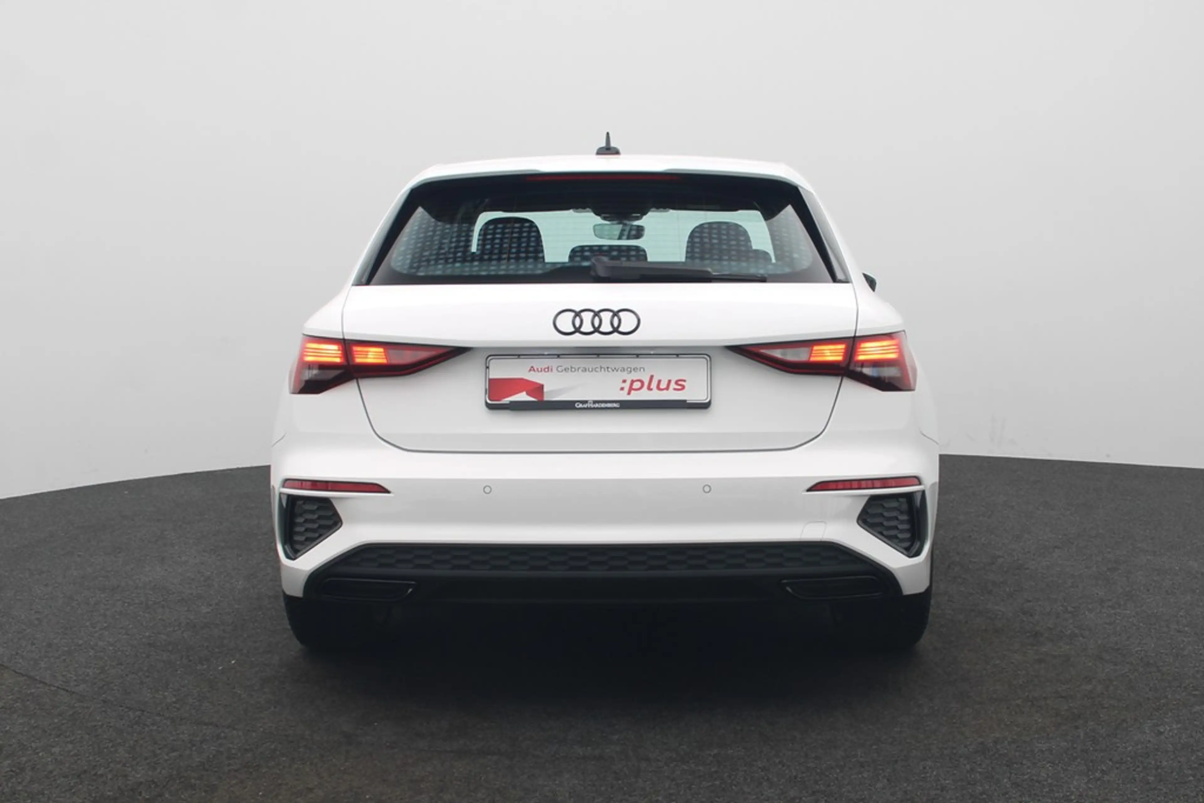Audi A3 Sportback 30 TFSI S Line Navi — photo 4