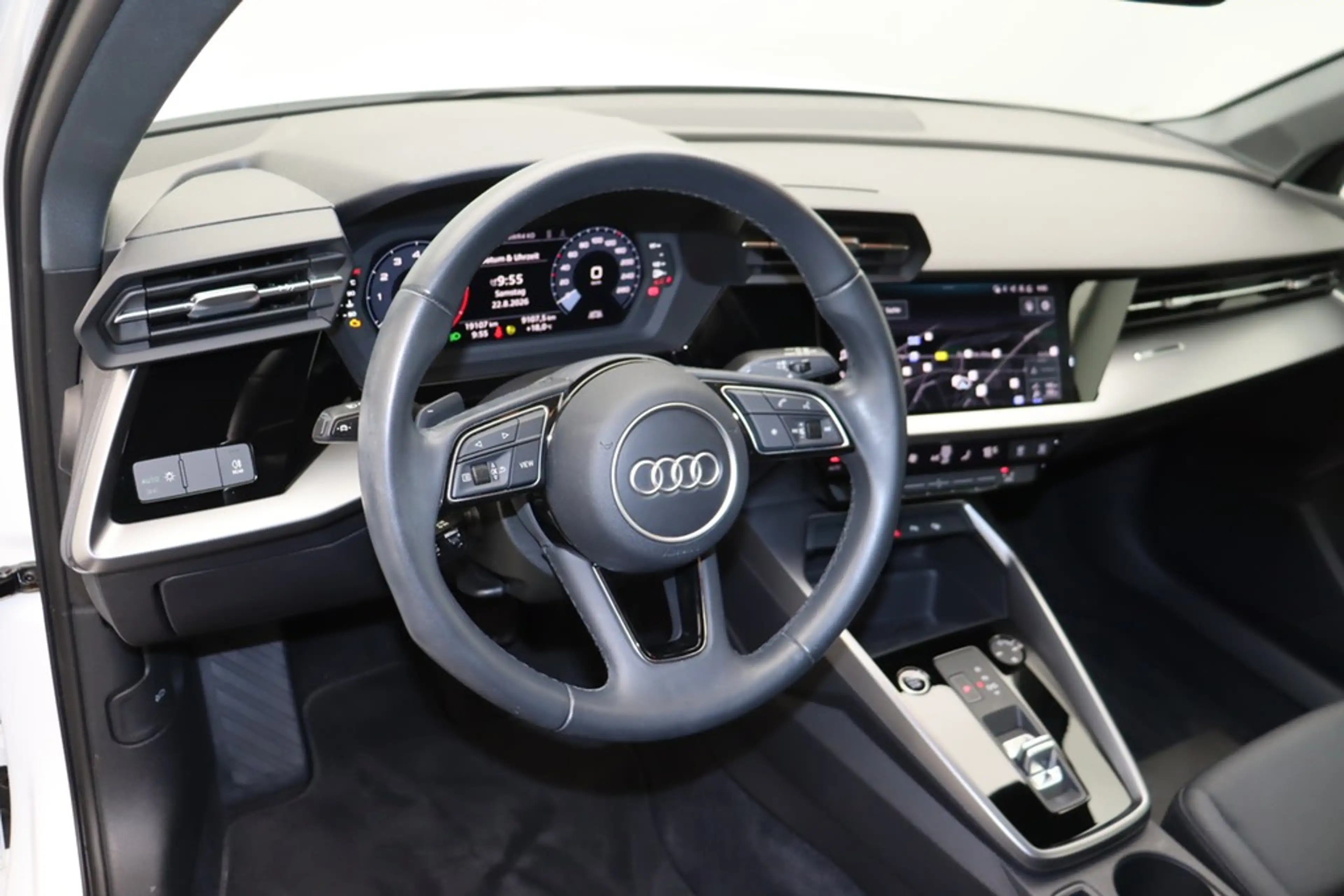 Audi A3 Sportback 30 TFSI S Line Navi — photo 10