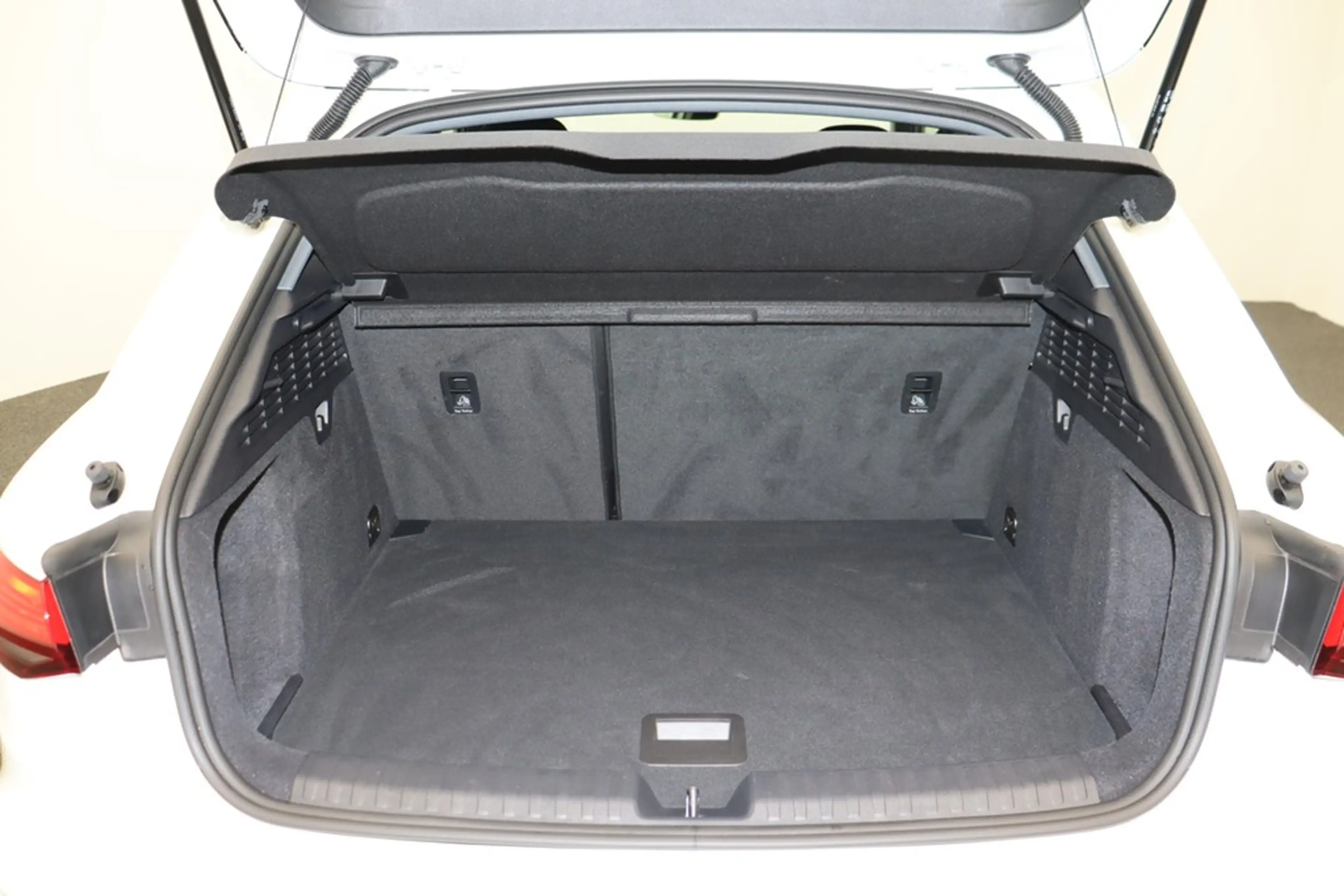 Audi A3 Sportback 30 TFSI S Line Navi — photo 12