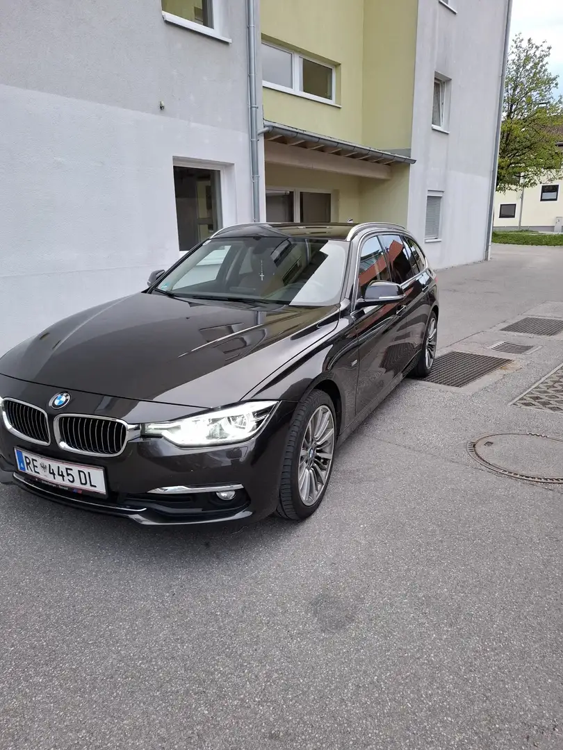 BMW 318 318d Touring Luxury Line Aut. - 1