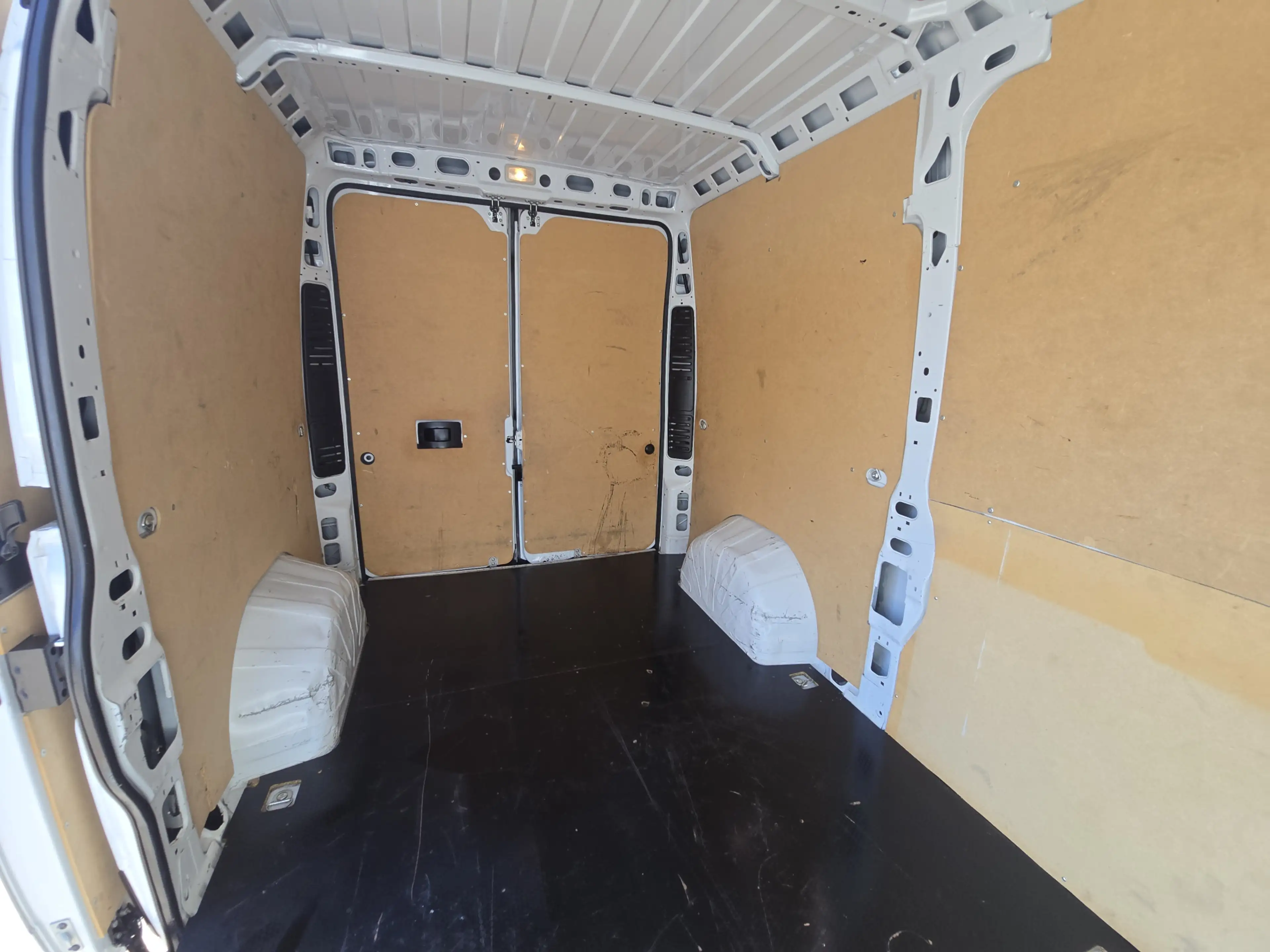 Fiat Ducato 2.2 MultiJet 140 S&S L2H2 3.5t - 140 Pk - Euro 6 - — photo 25