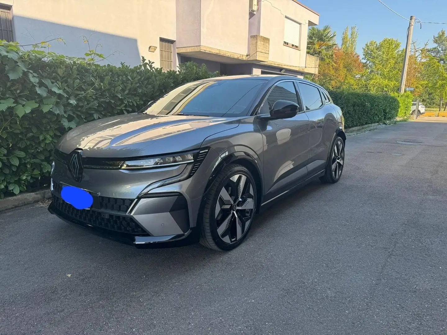 Renault Megane E-Tech techno - 1