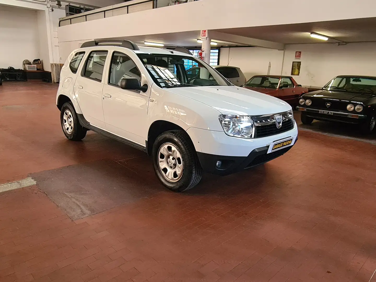Dacia Duster Duster  1.6 Laureate 4x2 110cv Blanc - 2