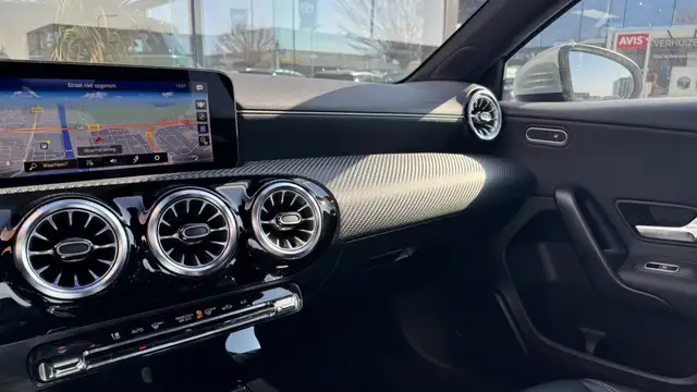 Mercedes-Benz A-Class view 20