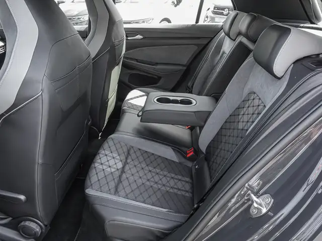 Volkswagen Golf view 15