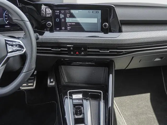 Volkswagen Golf view 12