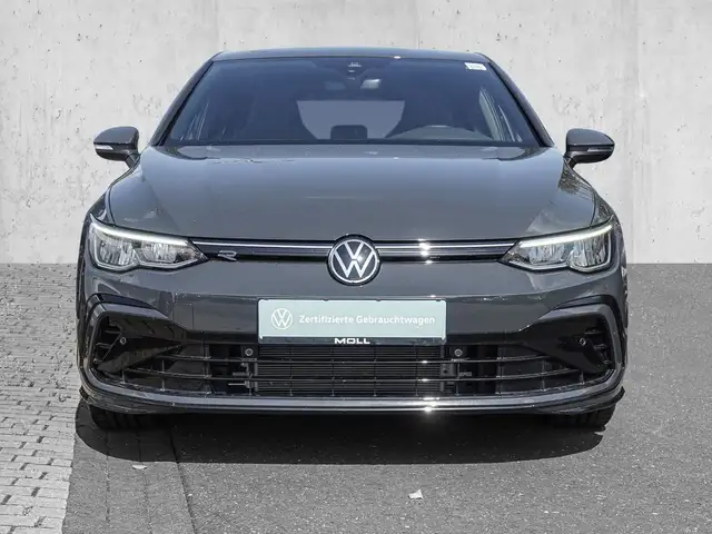 Volkswagen Golf view 3