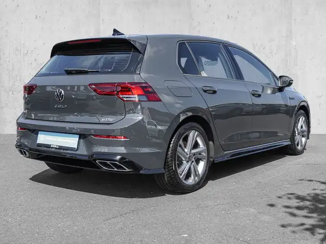 Volkswagen Golf view 4