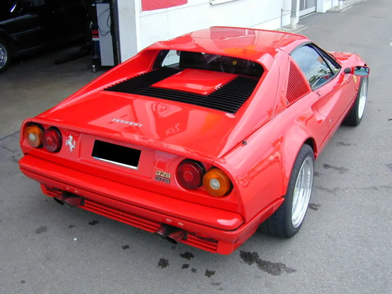 Ferrari 328 GTS, foto 2