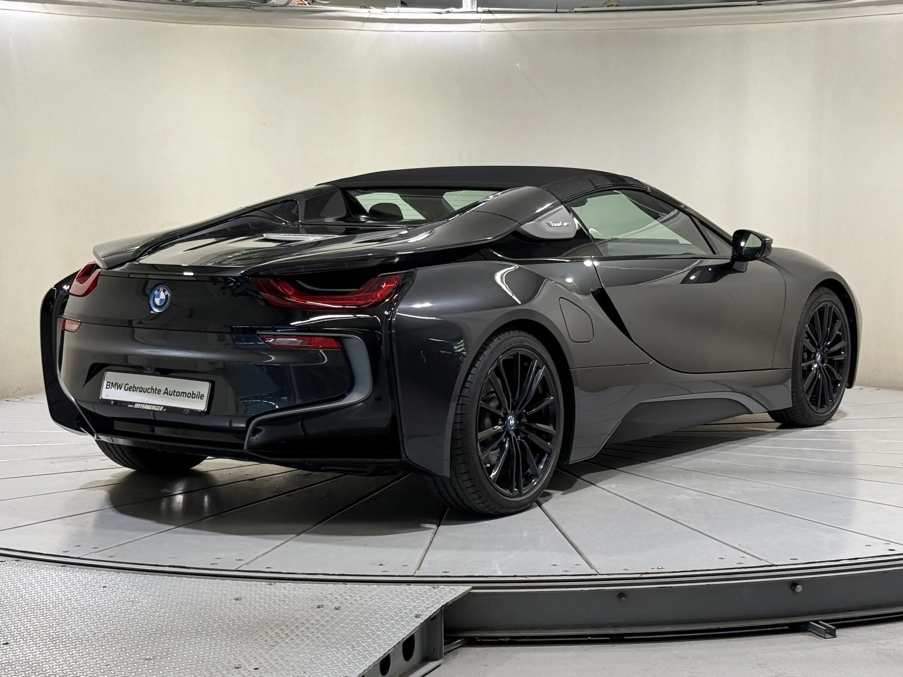 BMW i8 Roadster HUD HK Laser DA WLAN — photo 11