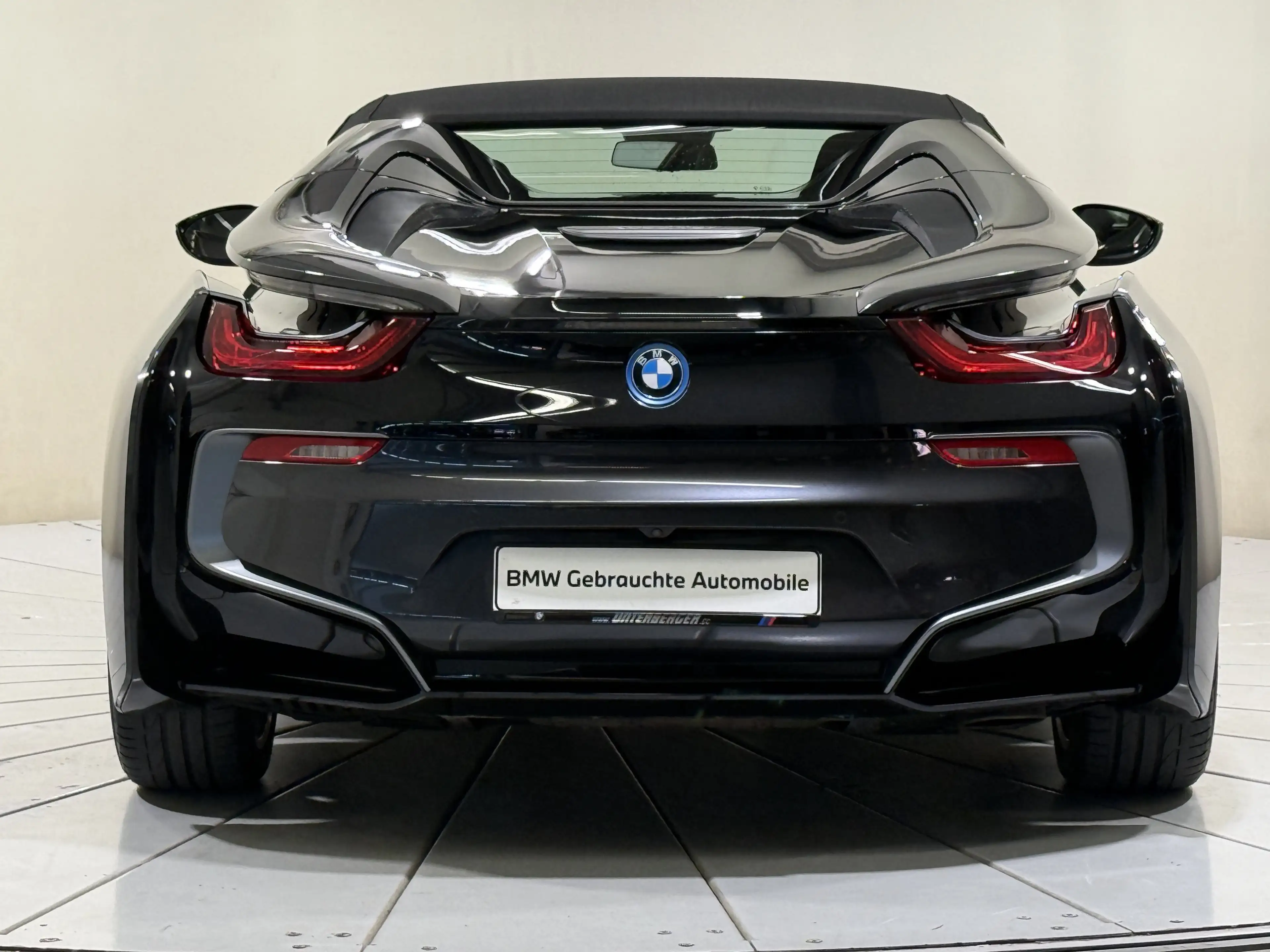 BMW i8 Roadster HUD HK Laser DA WLAN — photo 13