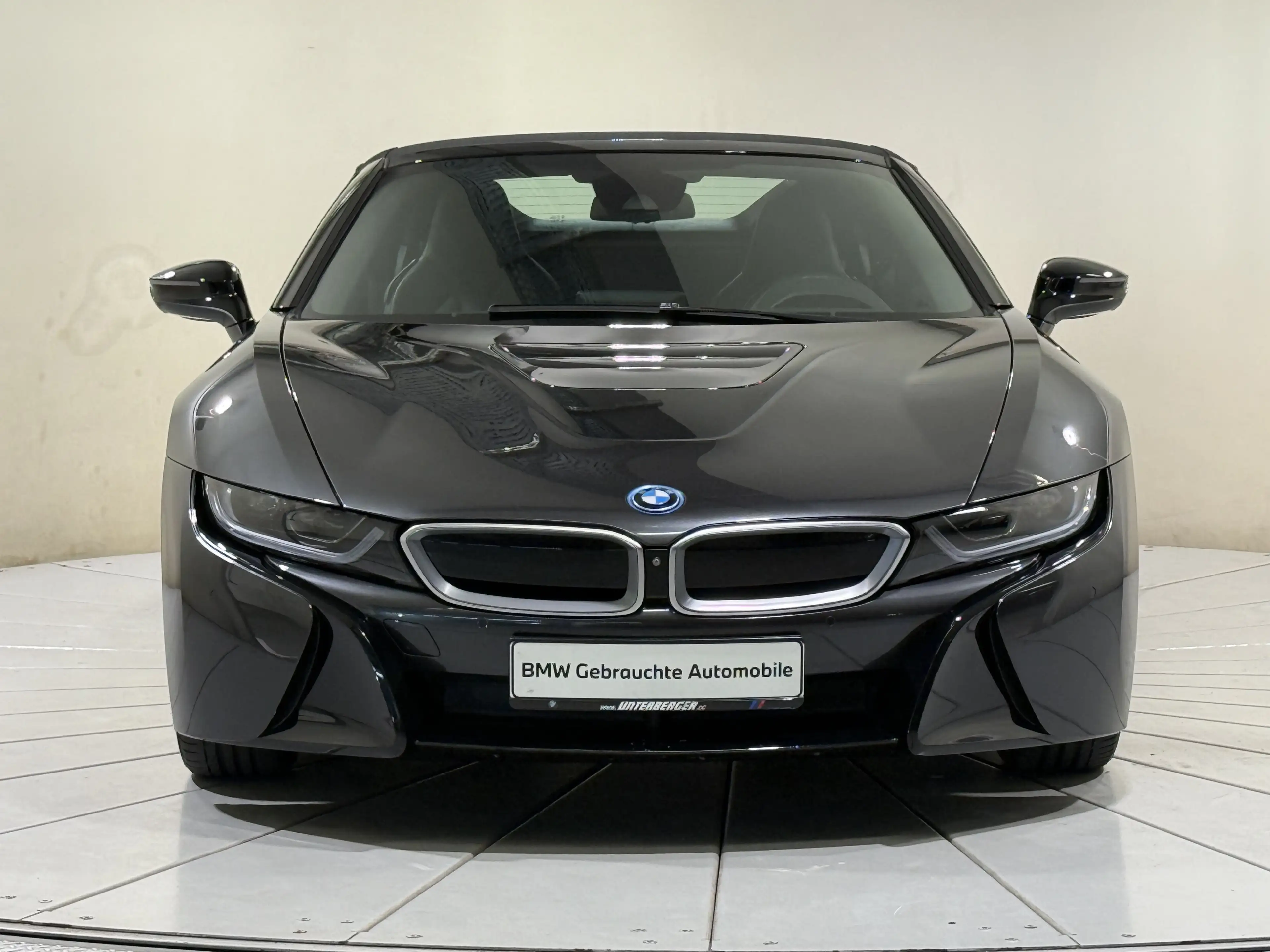 BMW i8 Roadster HUD HK Laser DA WLAN — photo 12