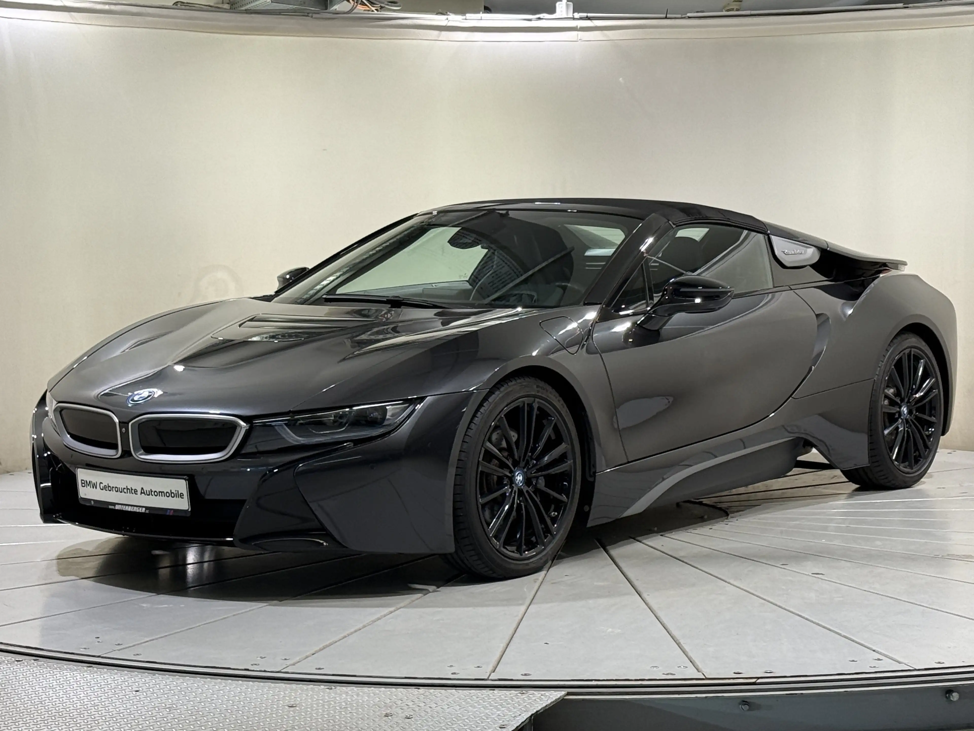 BMW i8 Roadster HUD HK Laser DA WLAN — photo 9