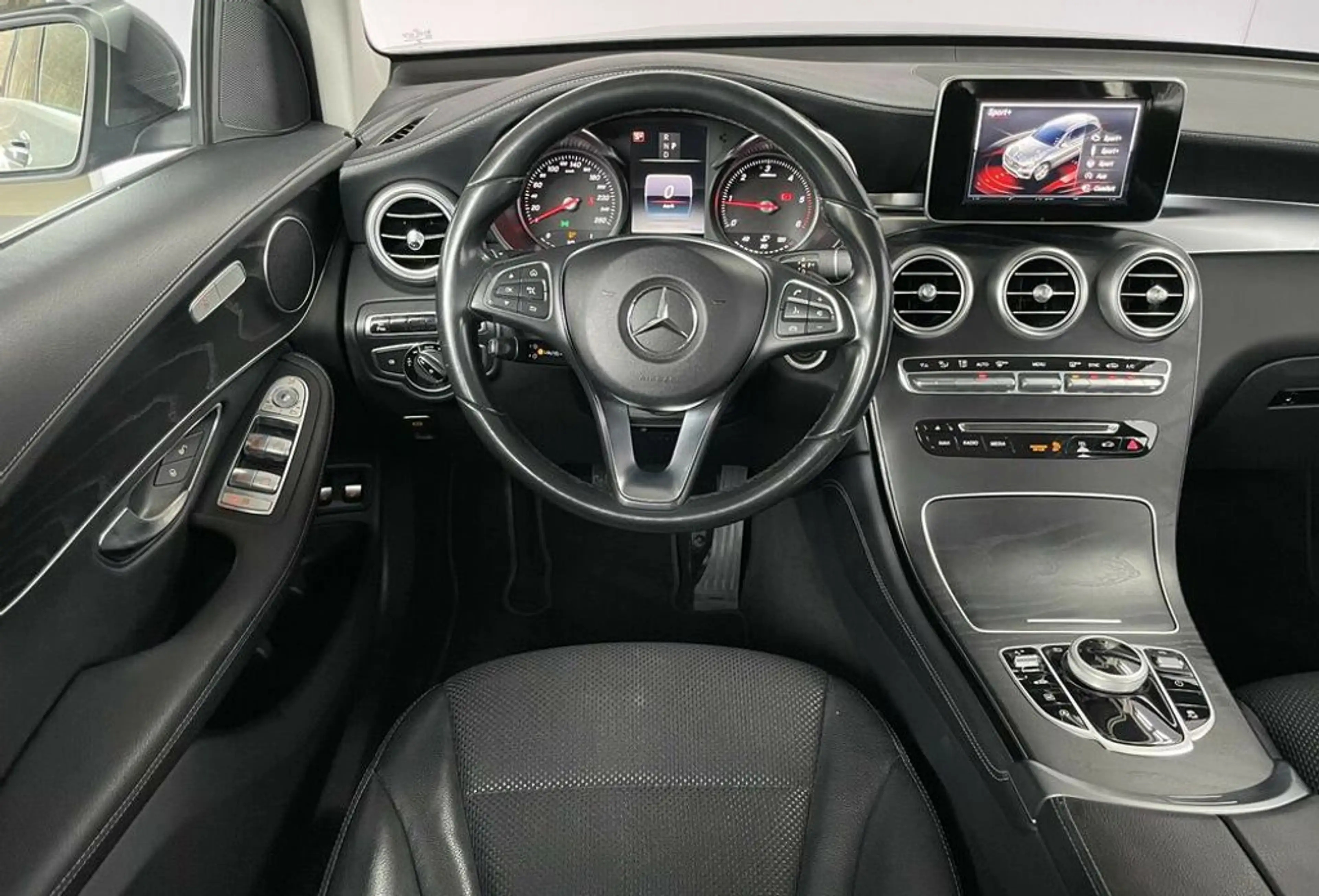 Mercedes-Benz GLC 250 d 4Matic *LED*LUFT*AHK*Kamera*Teilleder* — photo 5