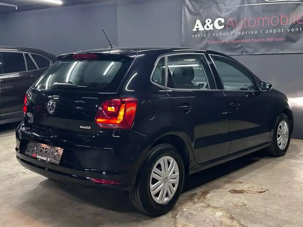 Volkswagen Polo Citadine 5 portes — photo 4