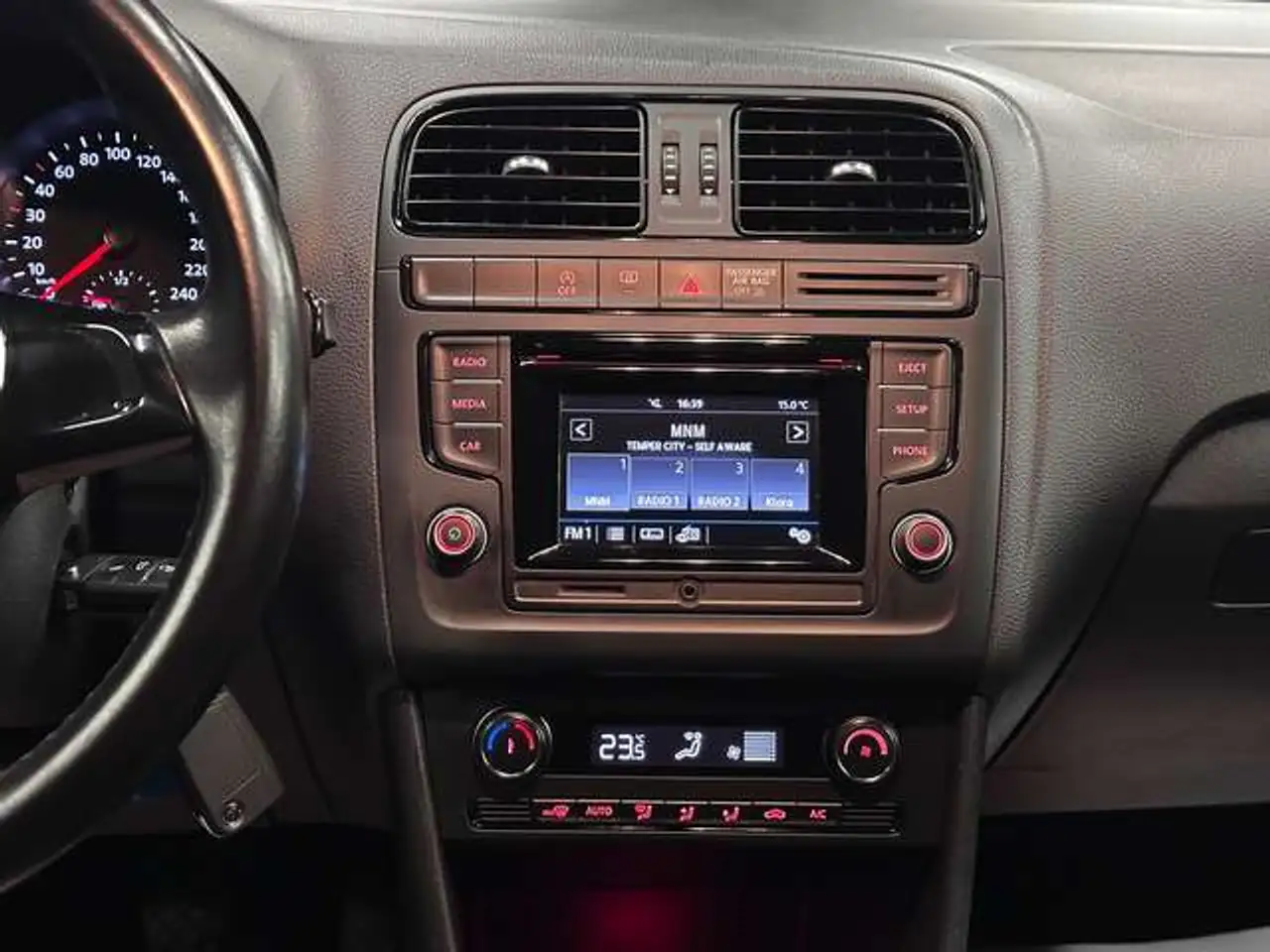 Volkswagen Polo Citadine 5 portes — photo 14