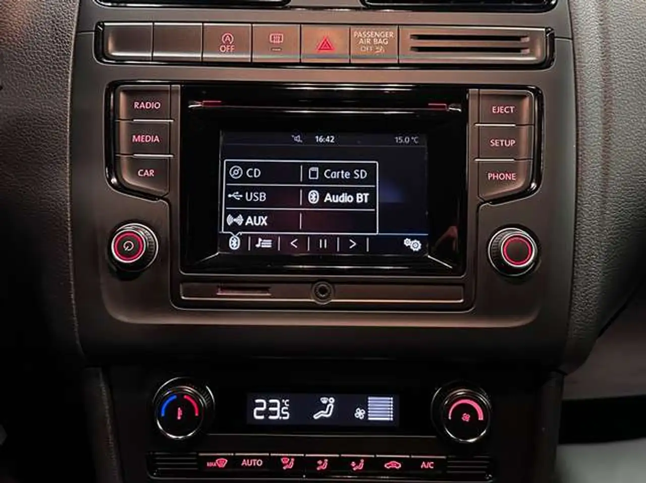 Volkswagen Polo Citadine 5 portes — photo 15
